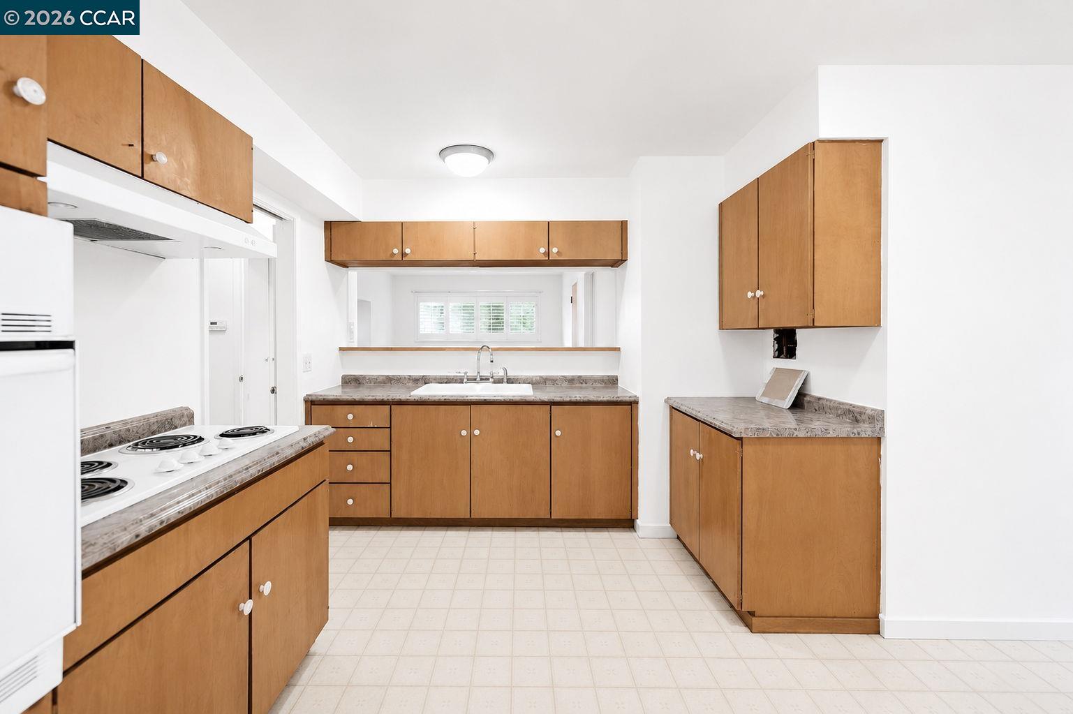 1240 Sherlock Way, Concord CA 94521 — photo 9