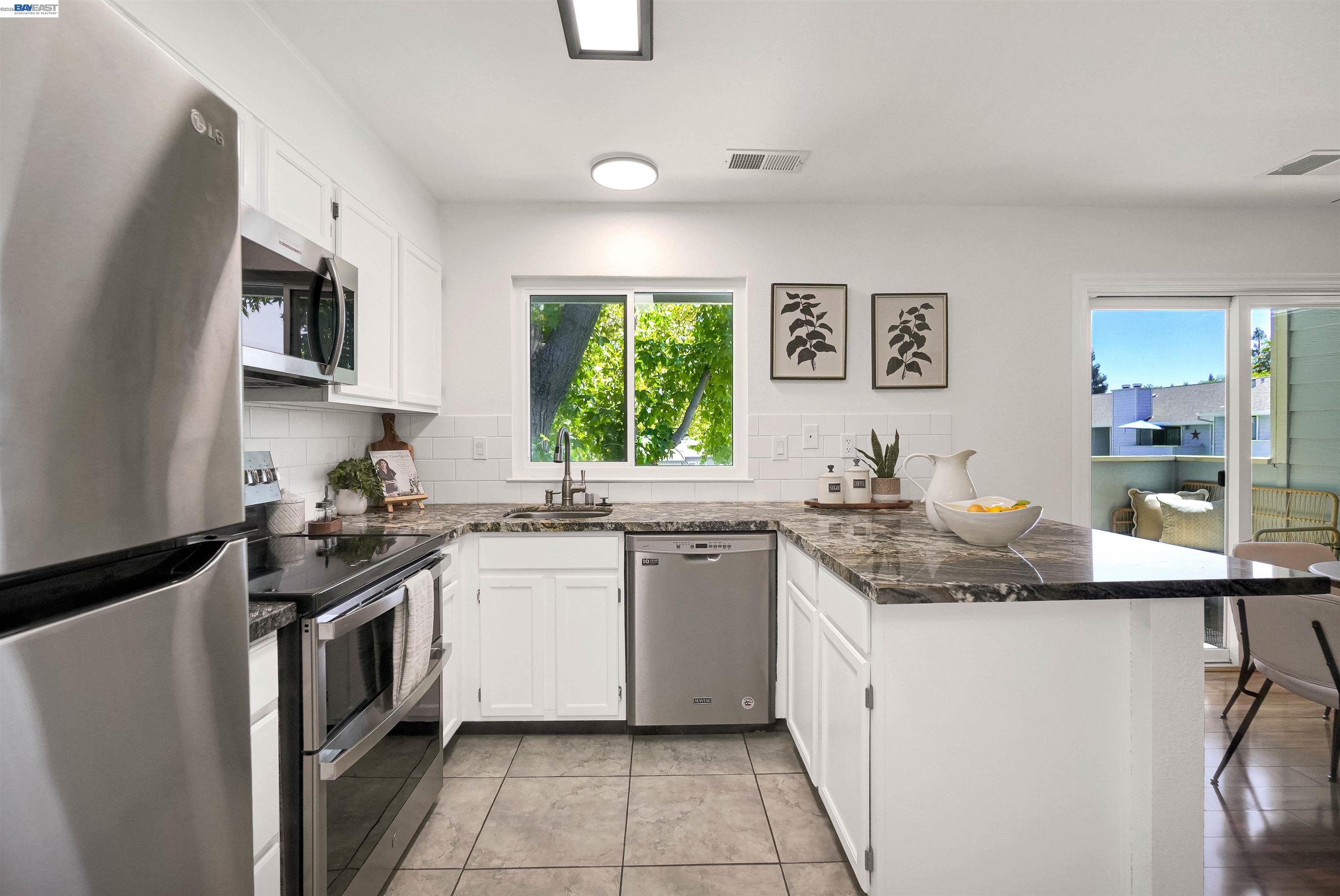 94 Elder Dr # B, Pacheco CA 94553 — photo 14