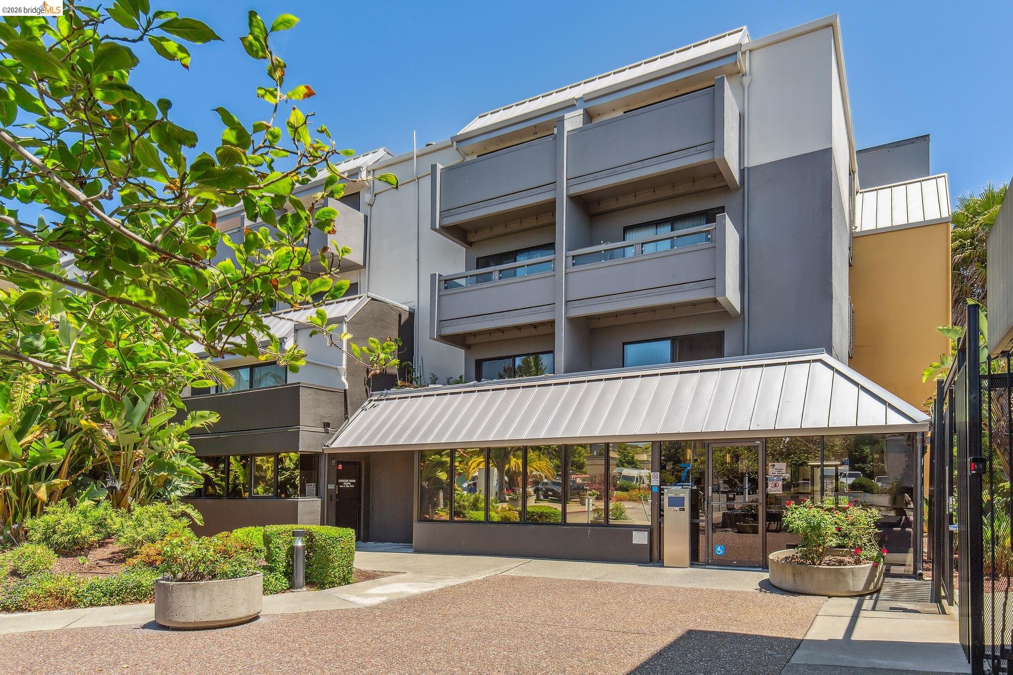 7 Embarcadero West # 207, Oakland CA 94607 — photo 30