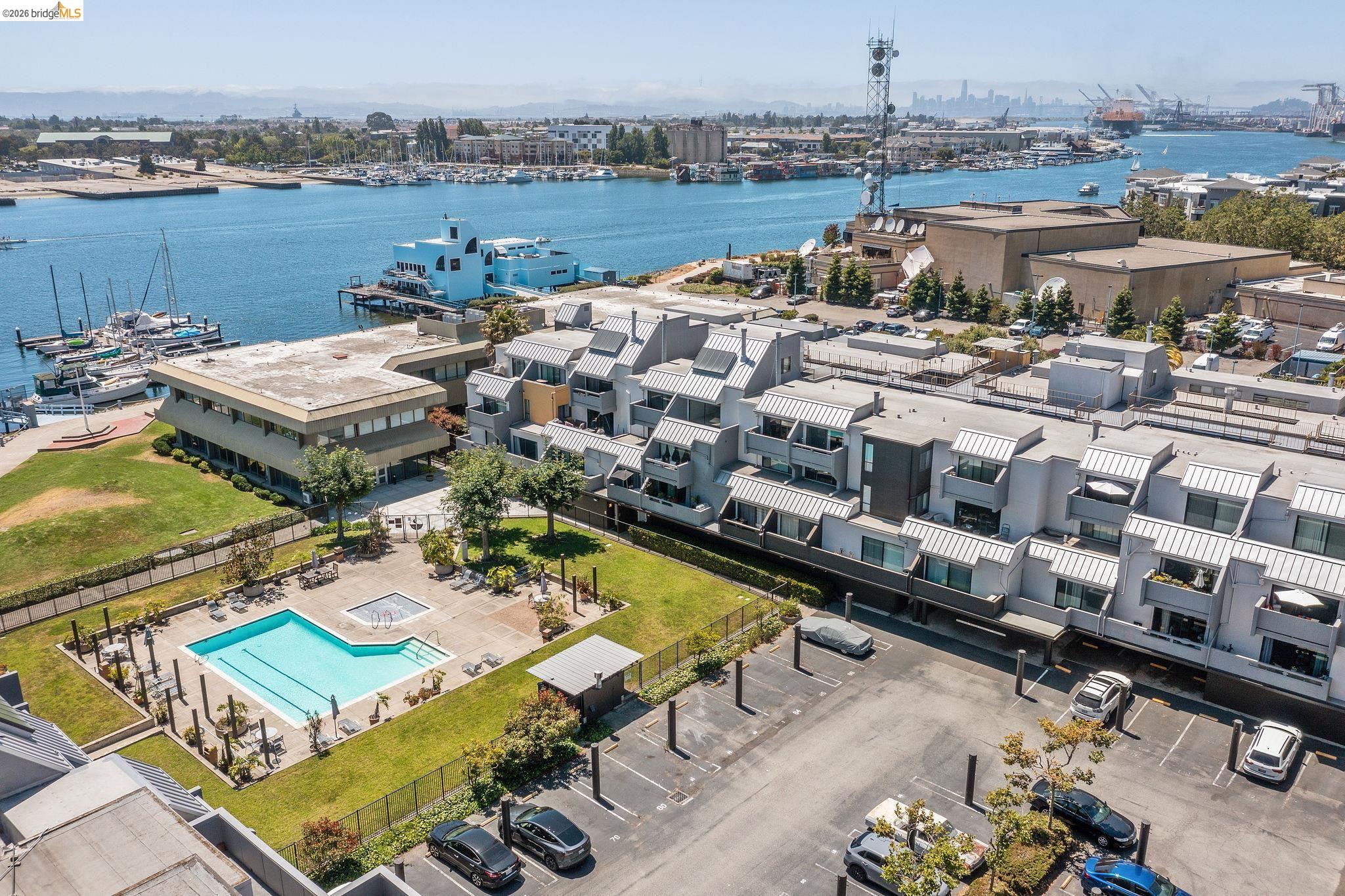 7 Embarcadero West # 207, Oakland CA 94607 — photo 32