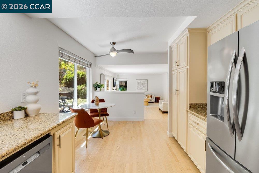 5633 Mount Hood Ct, Martinez CA 94553 — photo 19