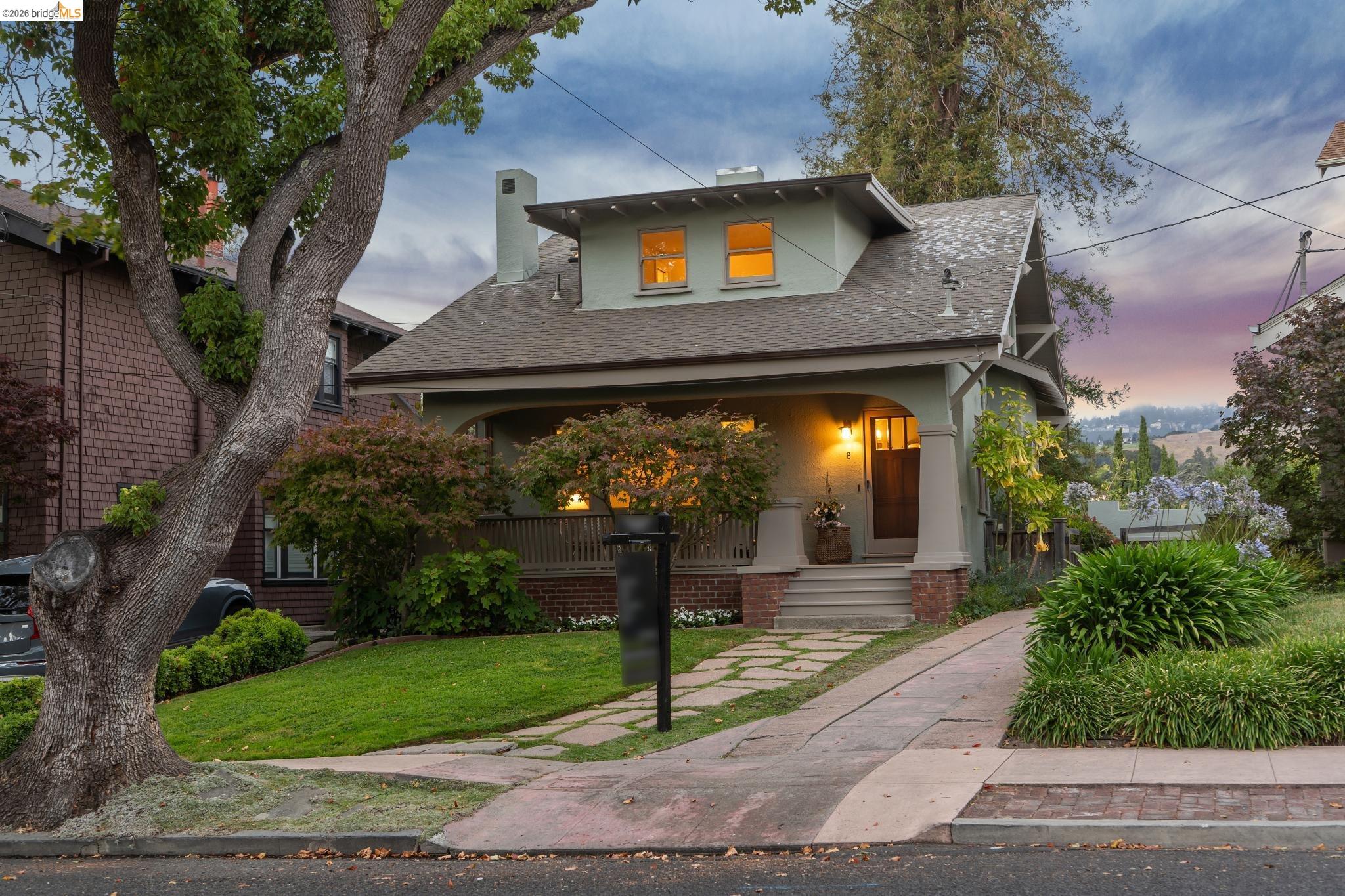 Front Image Thumbnail for EB41142652