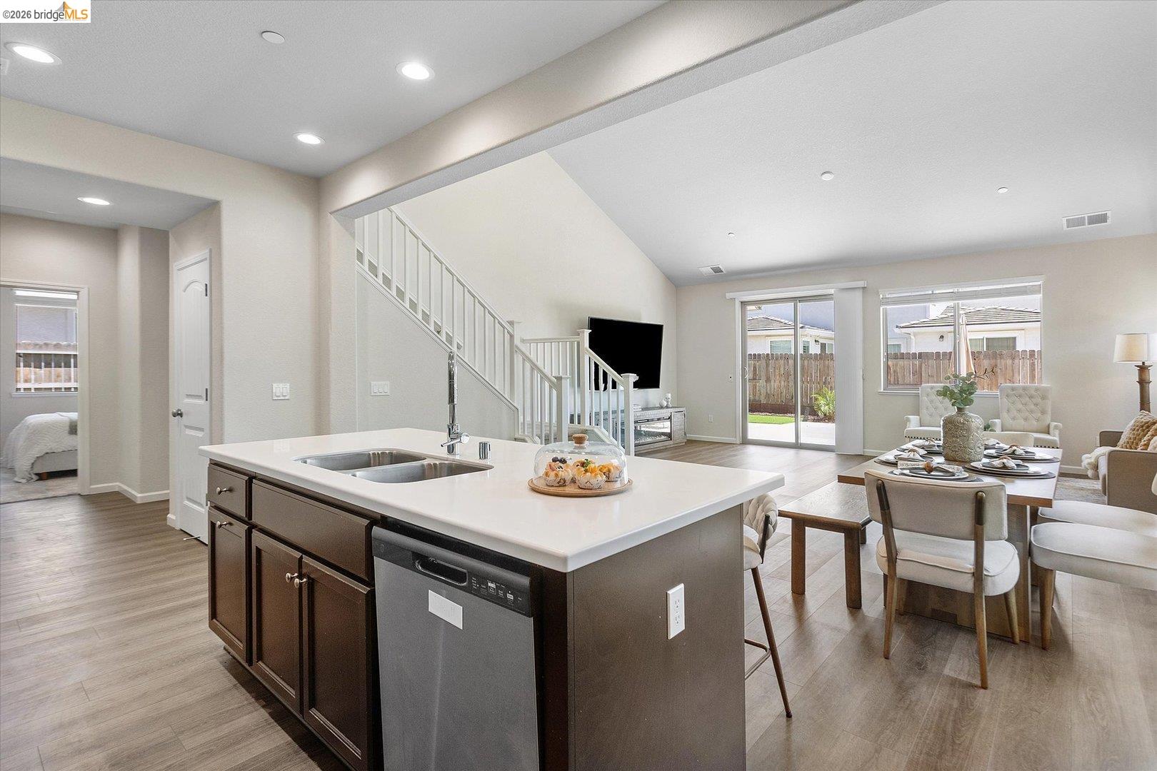 4352 Vanguard DR, Modesto CA 95356 — photo 12
