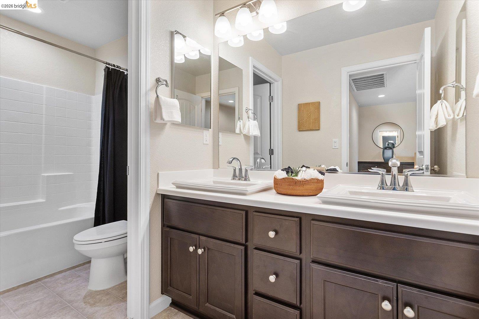 4352 Vanguard DR, Modesto CA 95356 — photo 27