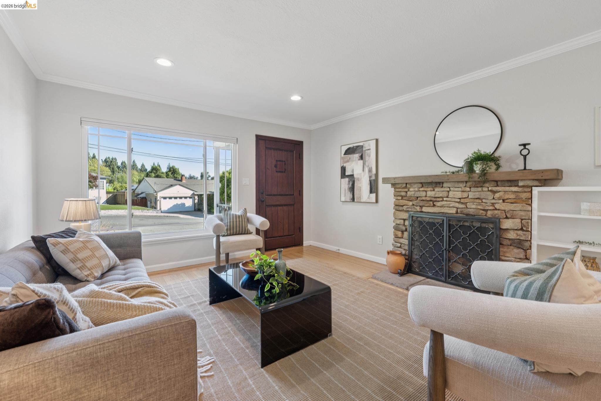 1036 Spring Ct, Hayward CA 94542 — photo 6