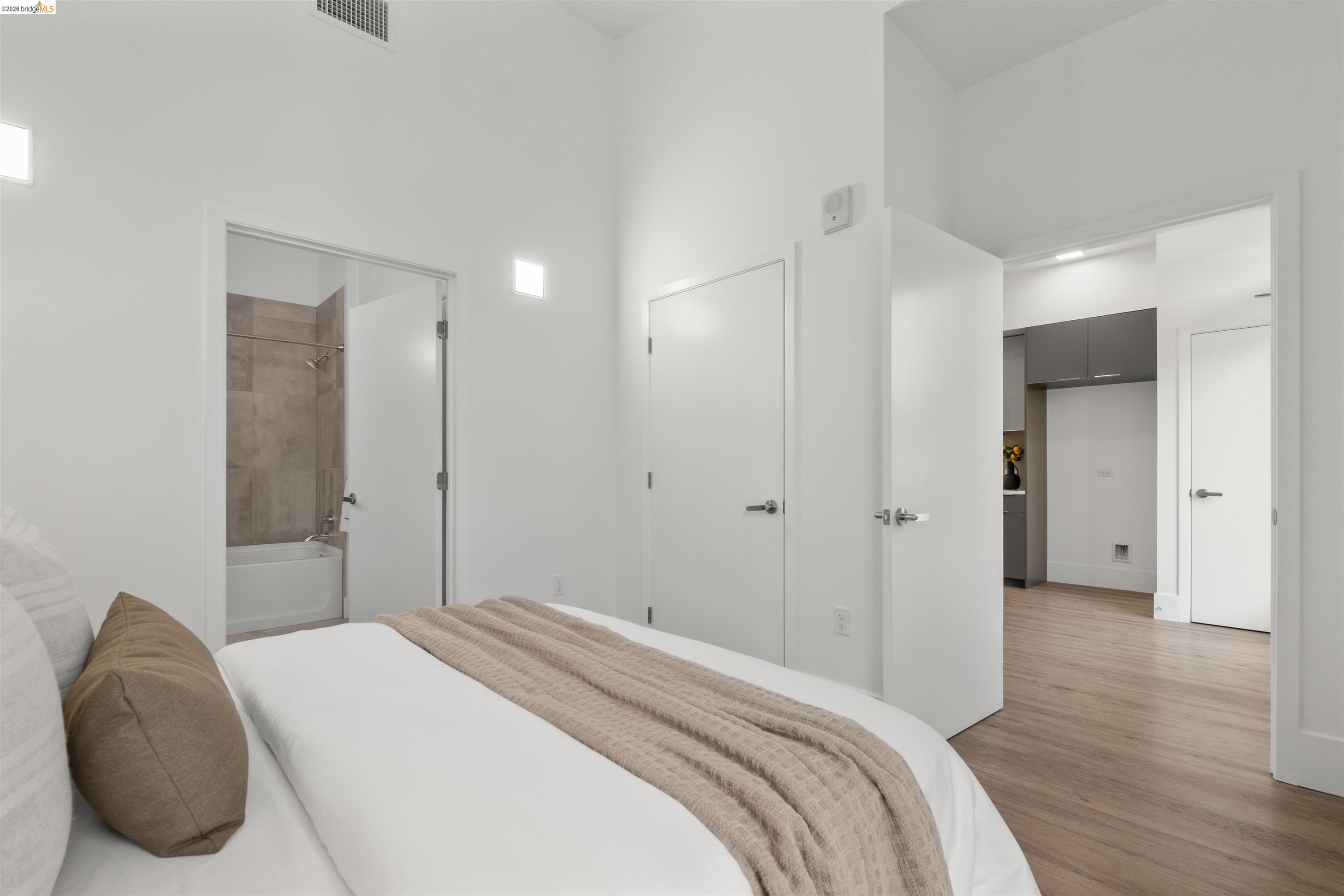 1545 32nd Street 214