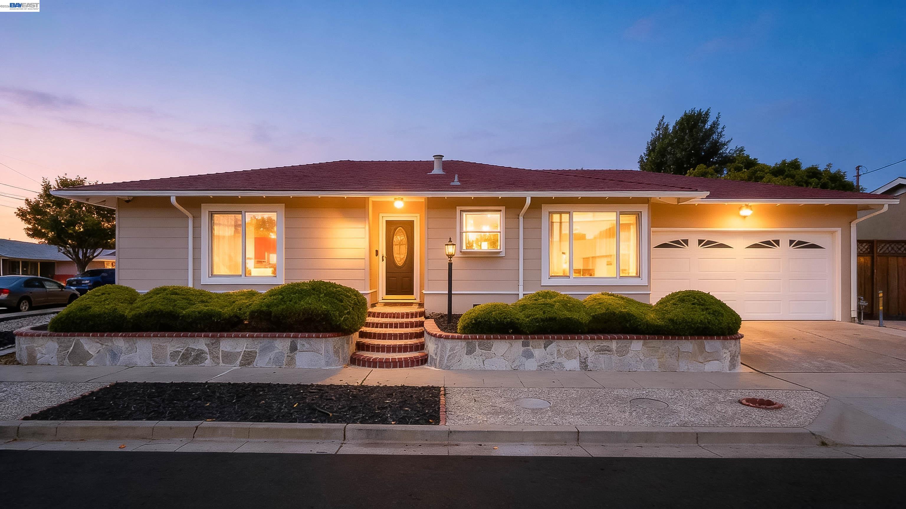 2053 Trafalgar ave, Hayward CA 94545 — photo 3