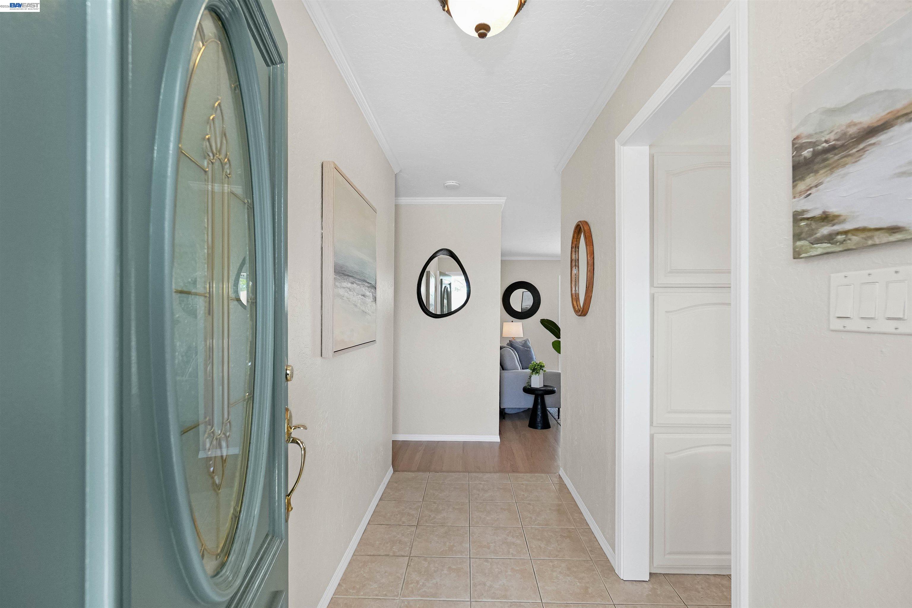 2053 Trafalgar ave, Hayward CA 94545 — photo 5
