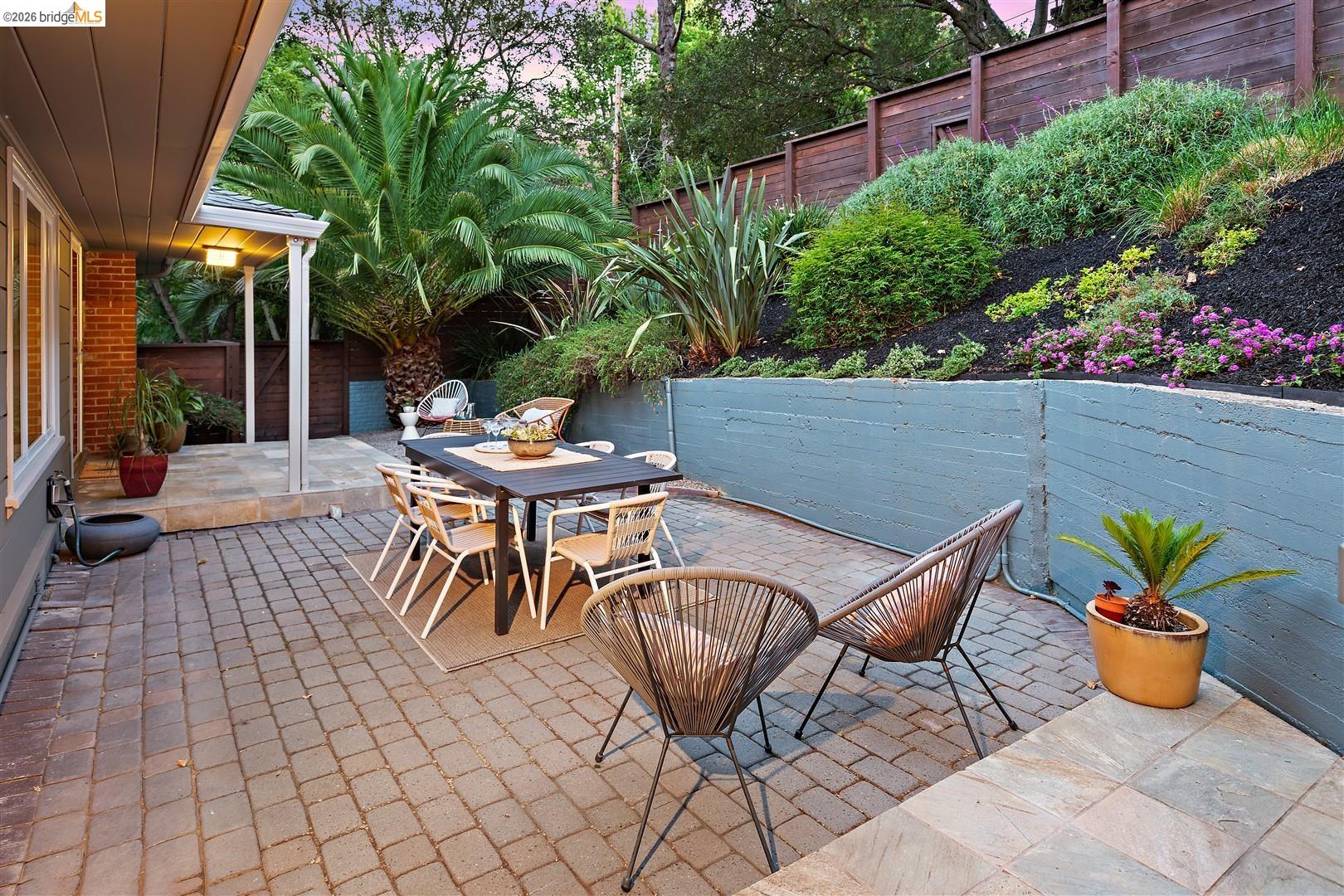 3321 Jordan Rd, Oakland CA 94602 — photo 8