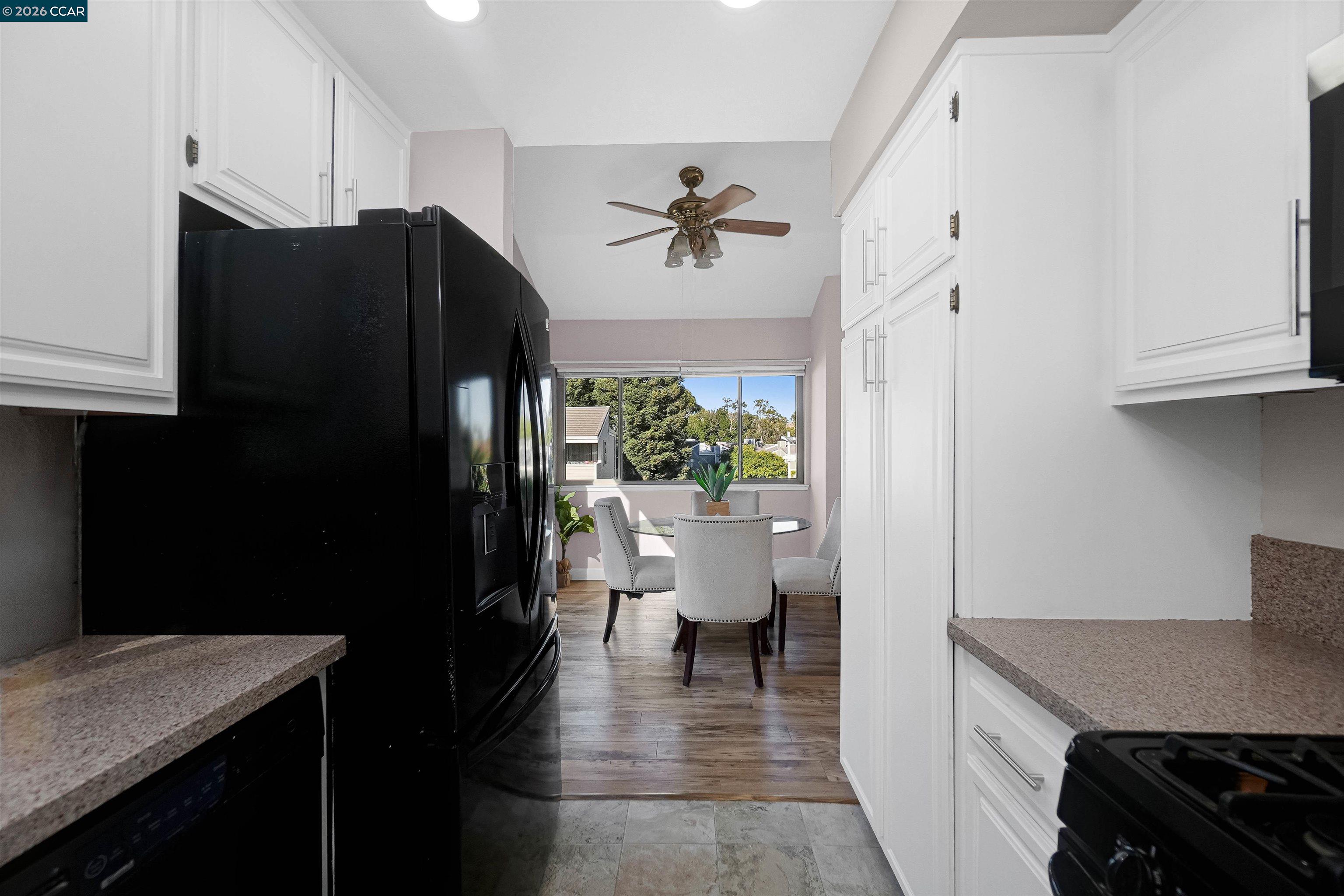 220 Apollo # 1, Hercules CA 94547 — photo 25