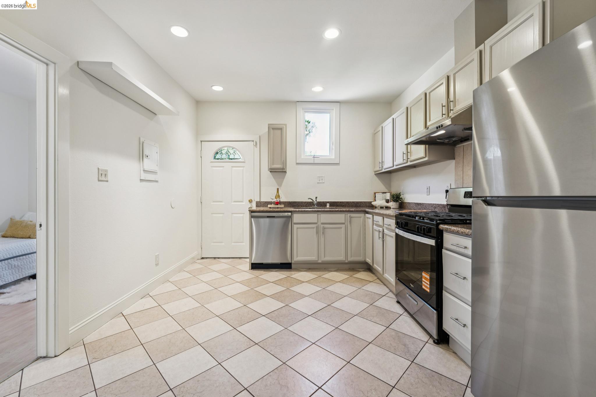 220 Marina Way, Richmond CA 94801 — photo 10