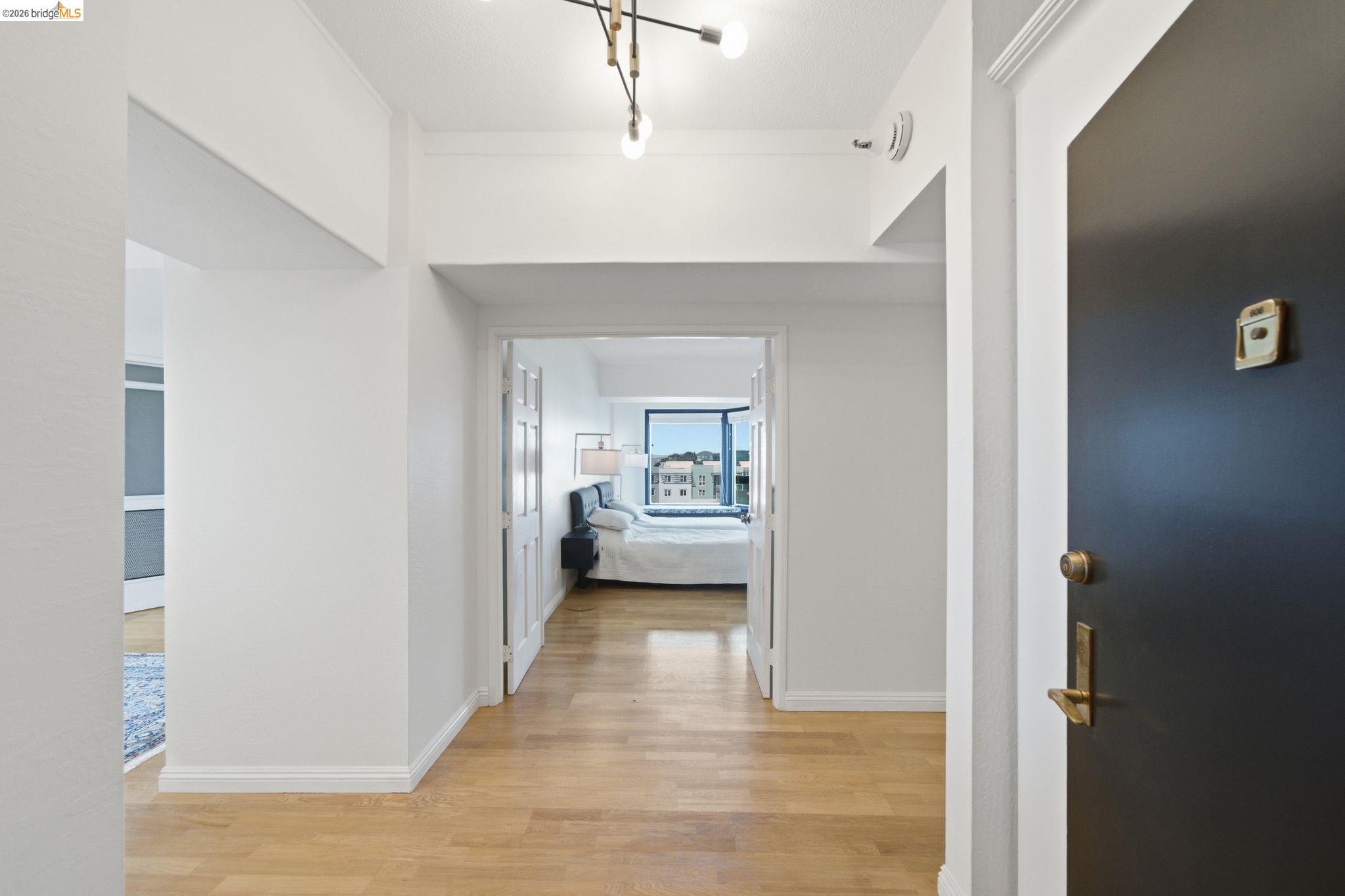 Front Image Thumbnail for EB41142793