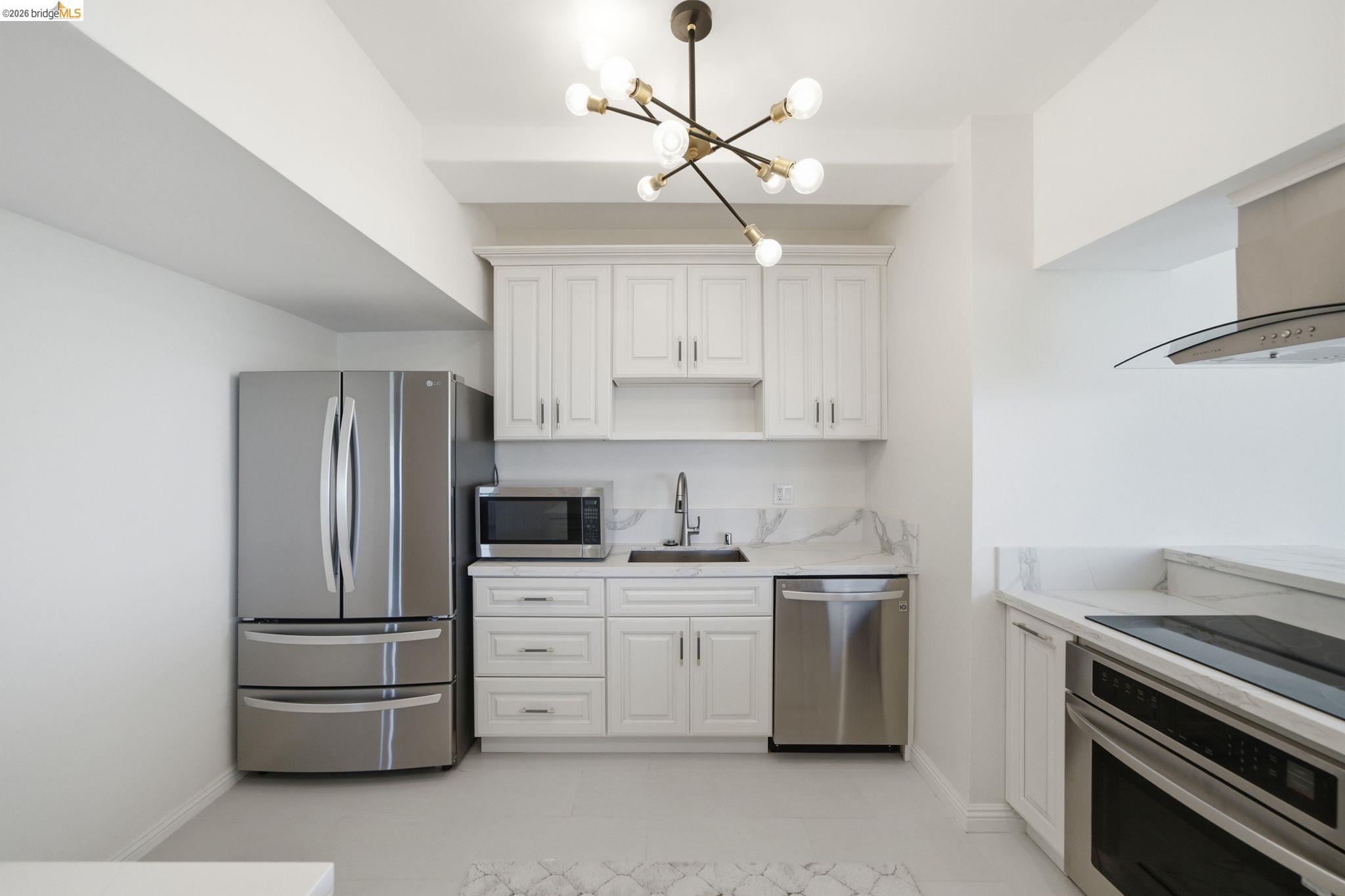 6363 Christie Ave # 606, Emeryville CA 94608 — photo 15