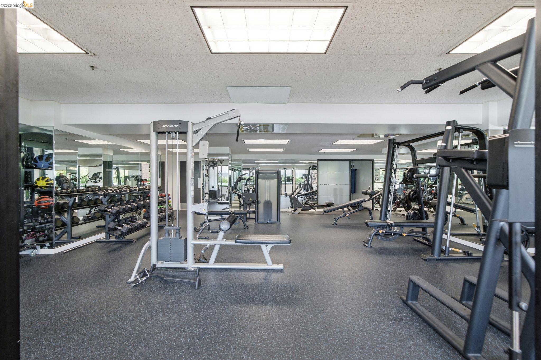 6363 Christie Ave # 606, Emeryville CA 94608 — photo 32