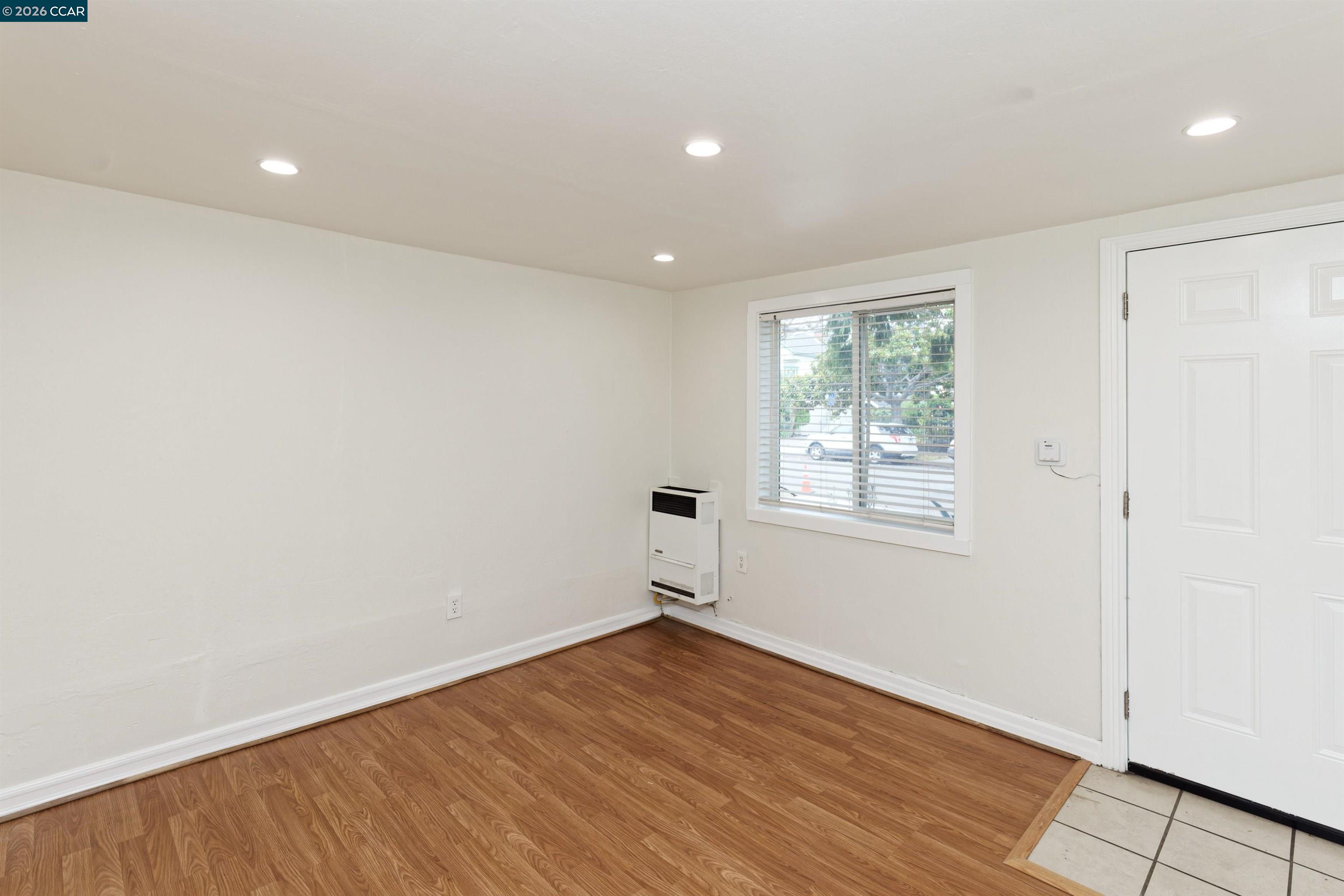 2012 E 15Th St, Oakland CA 94606 — photo 13