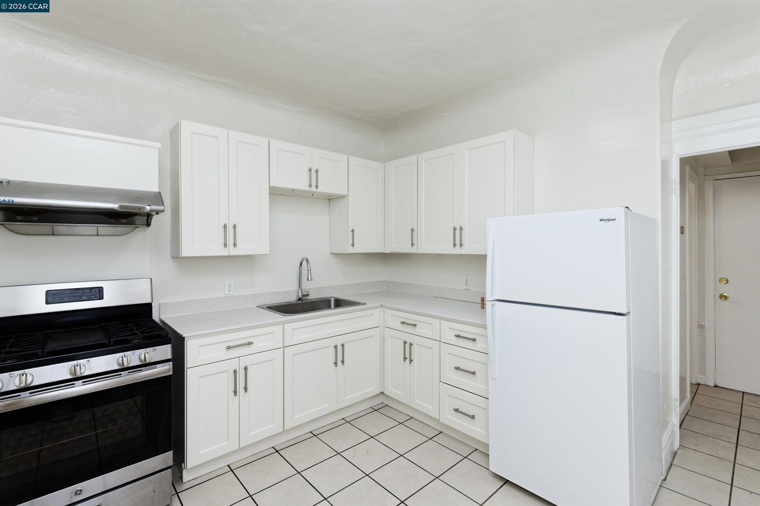 2012 E 15Th St, Oakland CA 94606 — photo 19