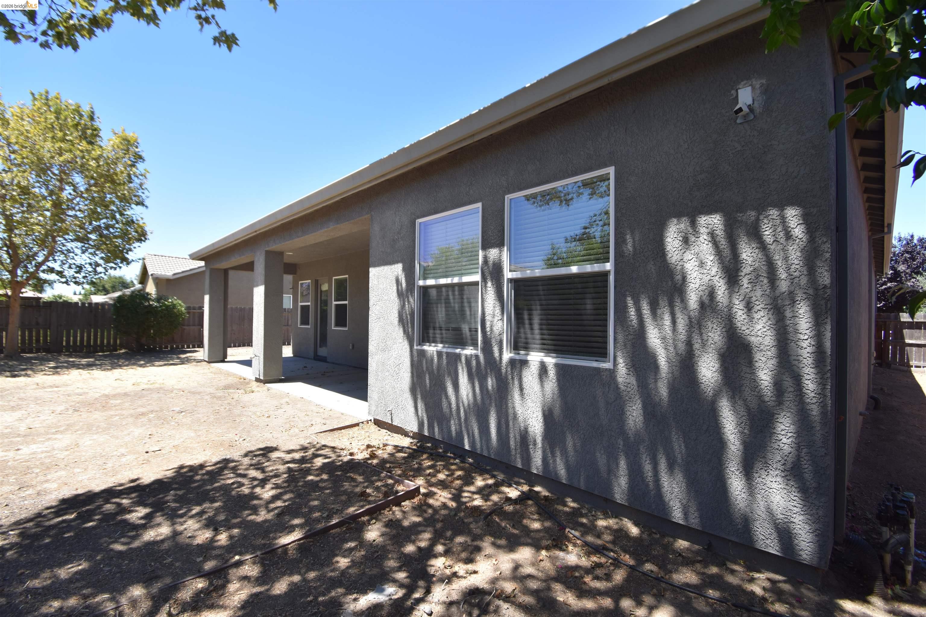 1110 Clearwater Creek Blvd, Manteca CA 95336 — photo 7