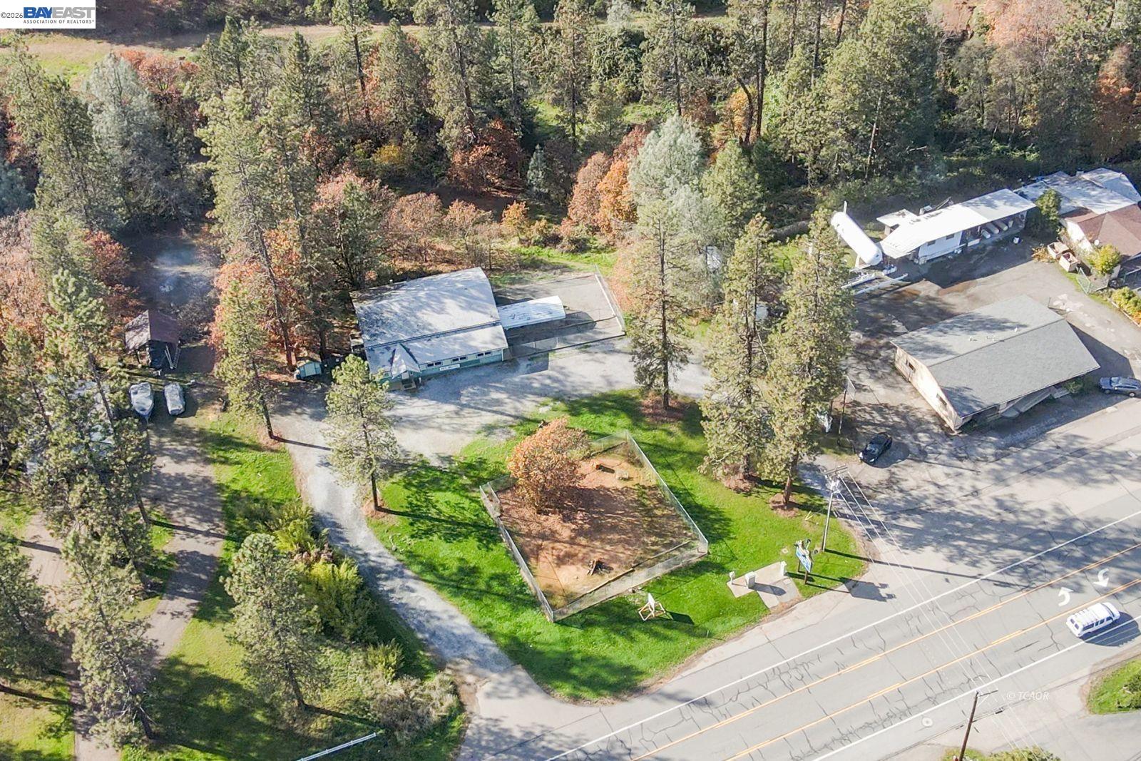 1790 Main St., Weaverville CA 96093 — photo 8