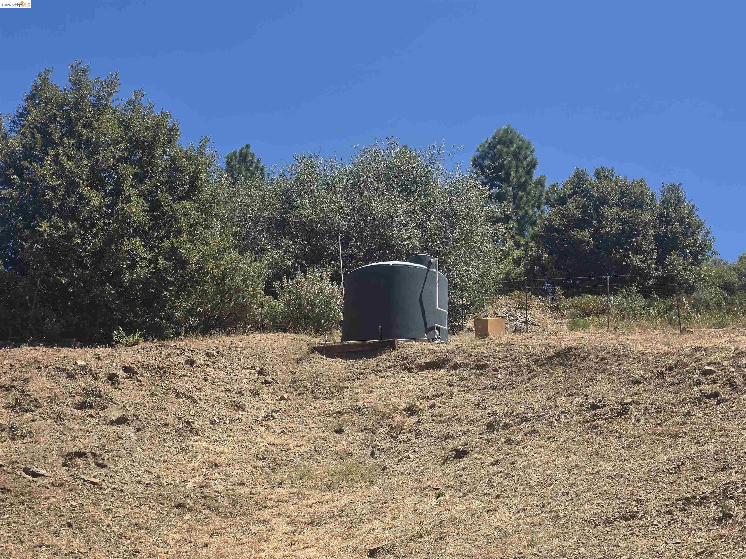 8262 Jackass Ridge Rd, Groveland CA 95321 — photo 23