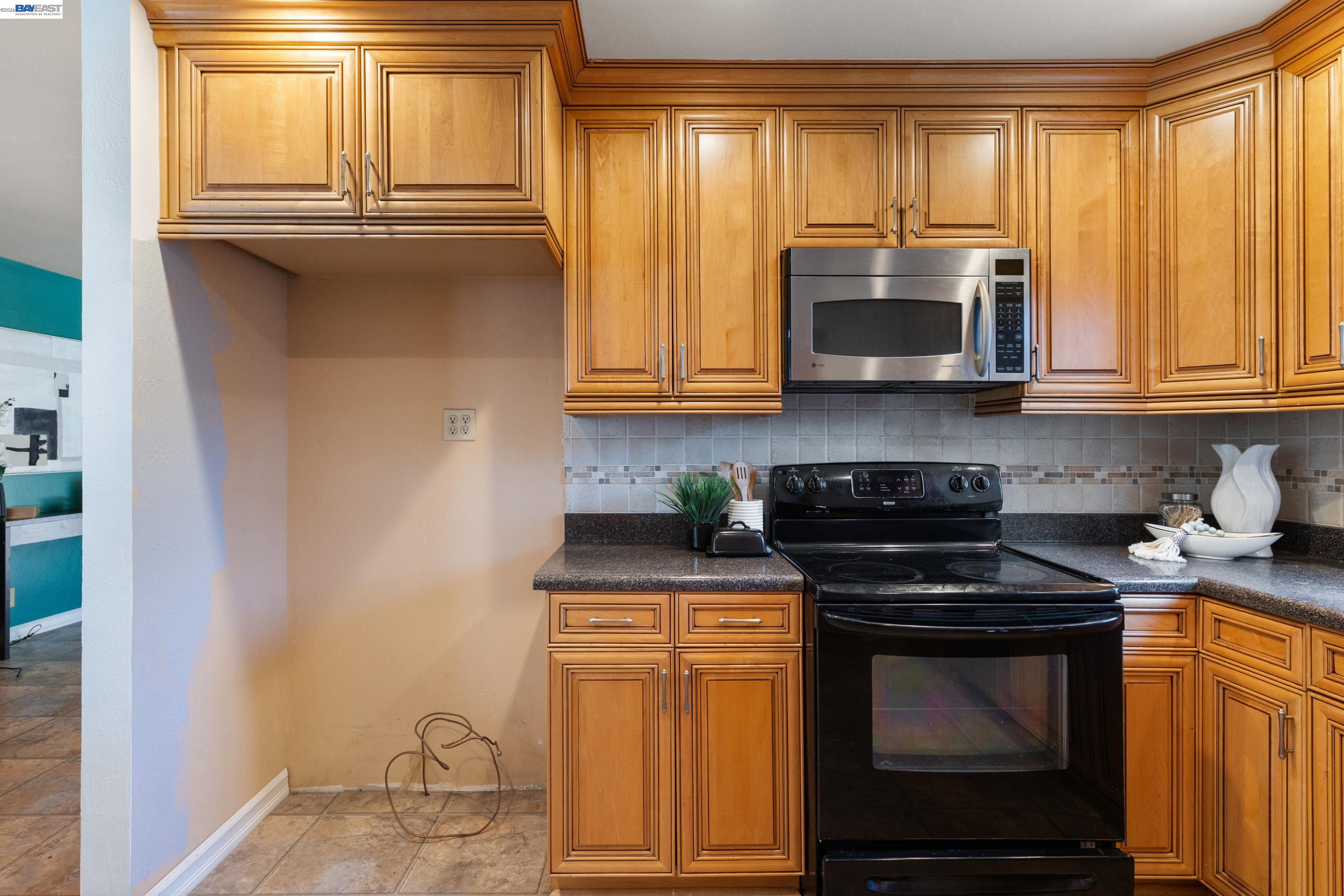 5269 Abbey Ct, Newark CA 94560 — photo 8