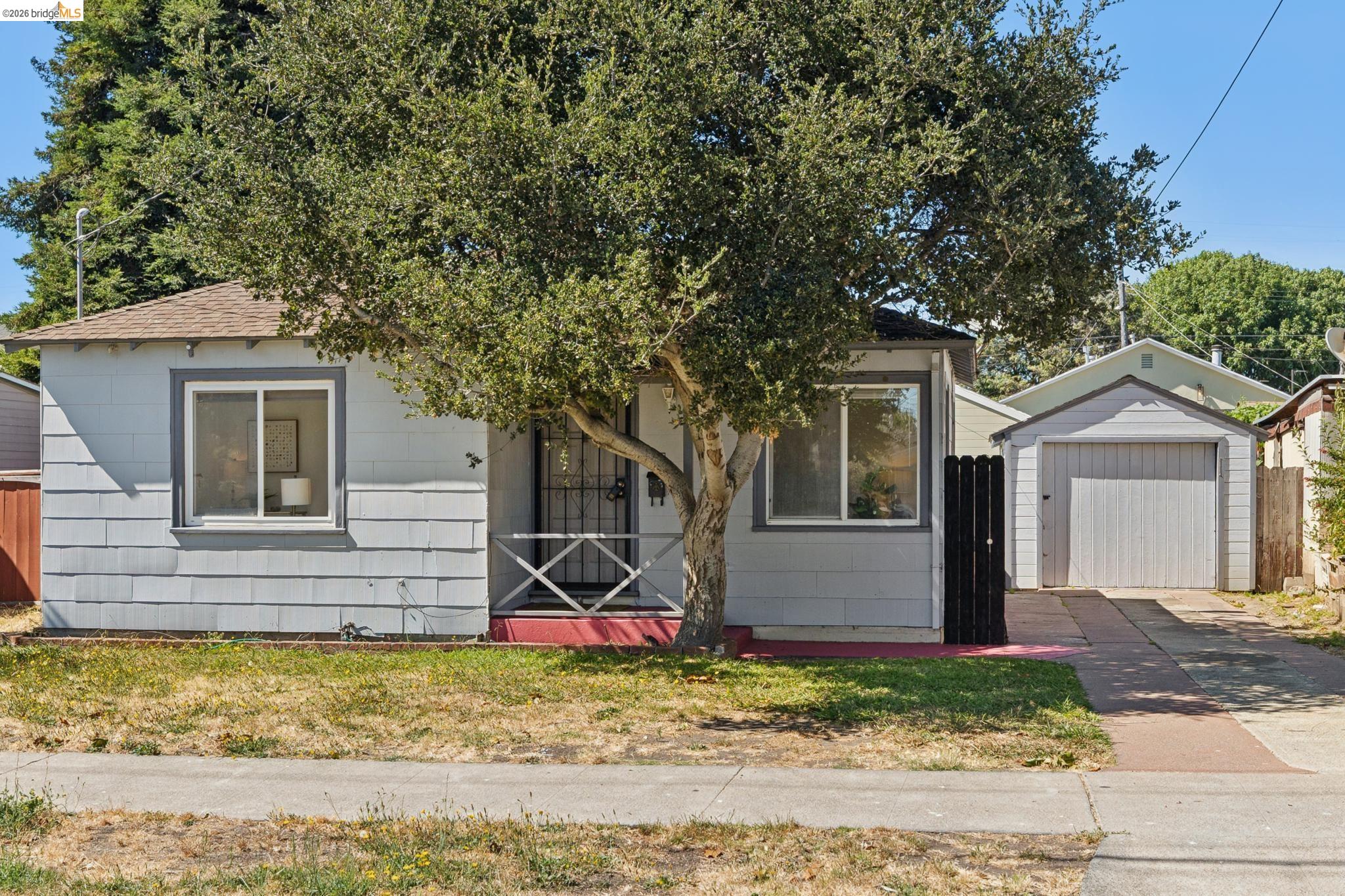 Front Image Thumbnail for EB41143038