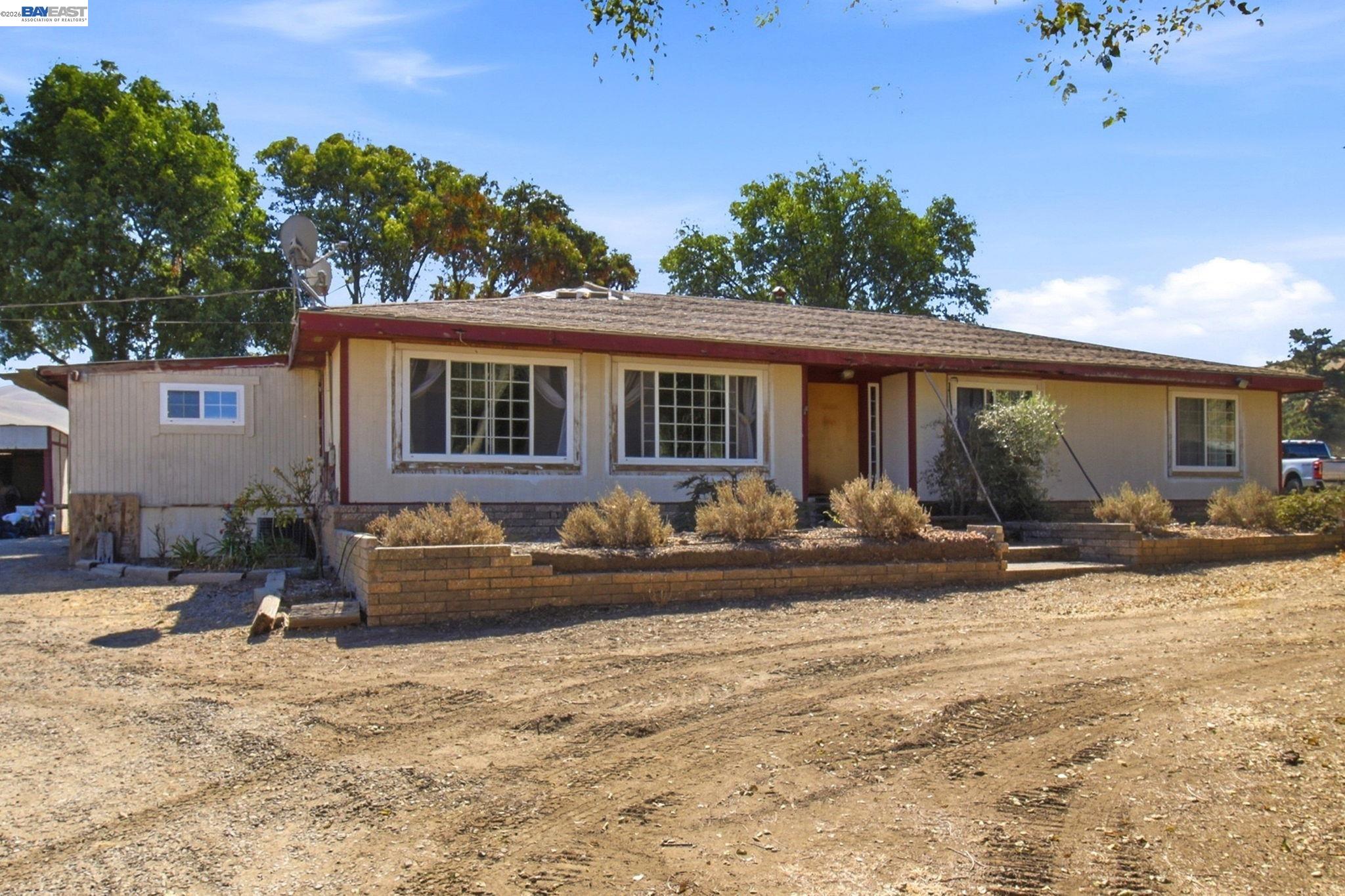 5940 Victoria Ln, Livermore CA 94550 — photo 3