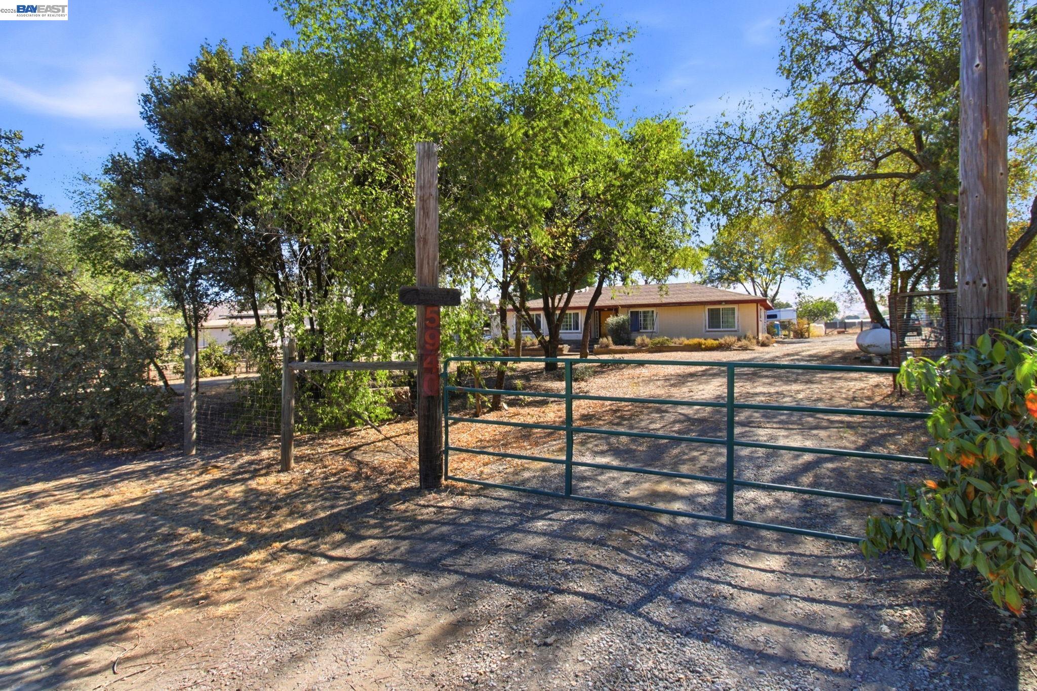 5940 Victoria Ln, Livermore CA 94550 — photo 5