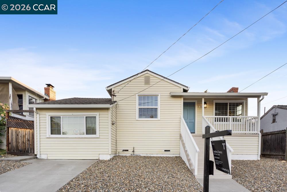 Front Image Thumbnail for CC41143077
