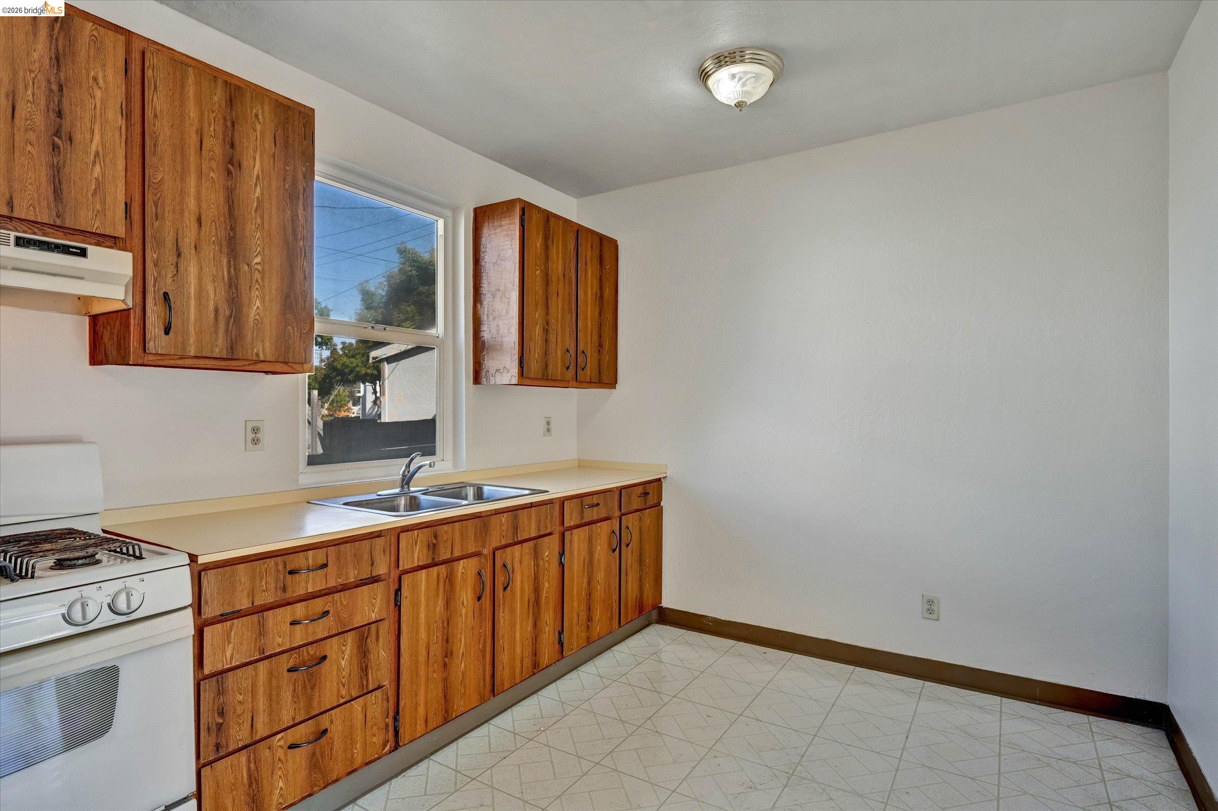 1285 55Th St, Emeryville CA 94608 — photo 14
