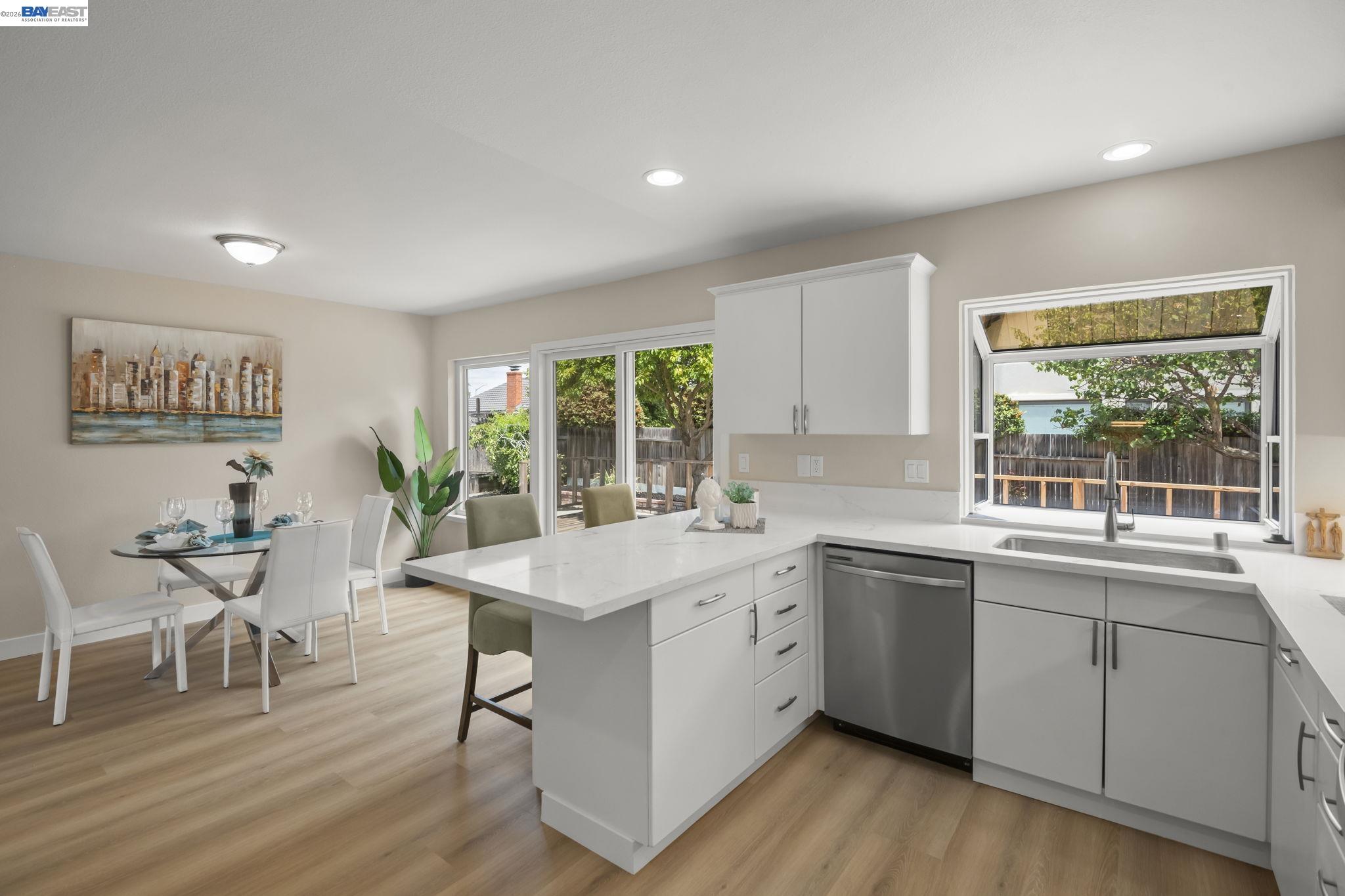36294 Darvon St, Newark CA 94560 — photo 12