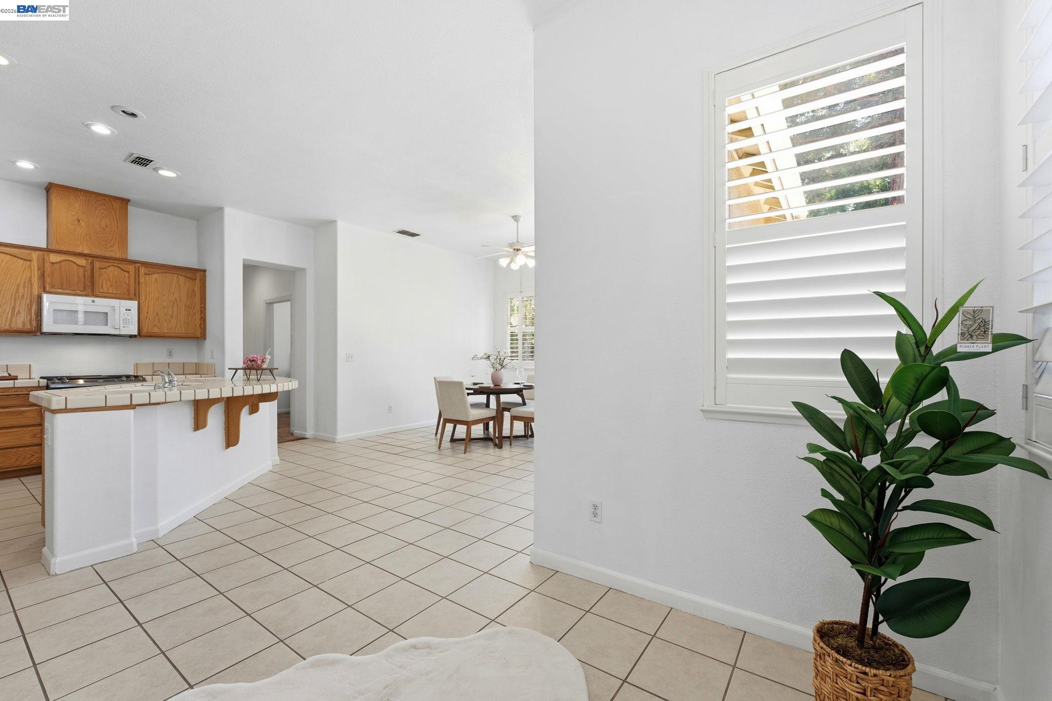 6485 pine meadow cir, Stockton CA 95219 — photo 9