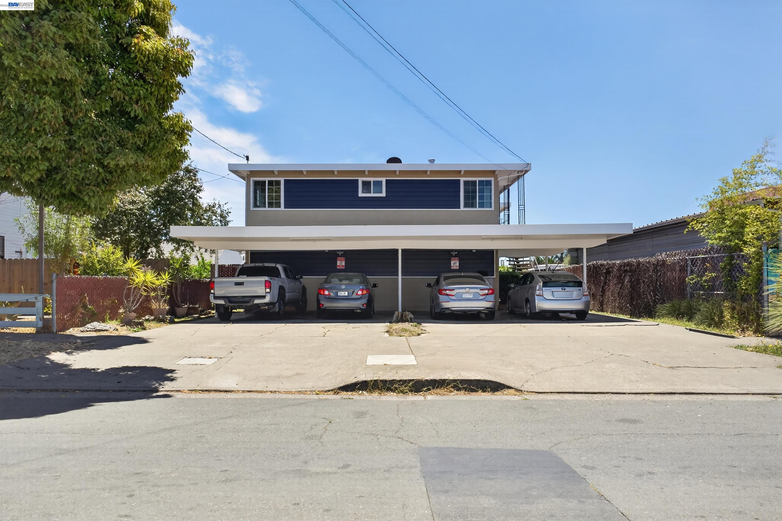 Front Image Thumbnail for BE41143142