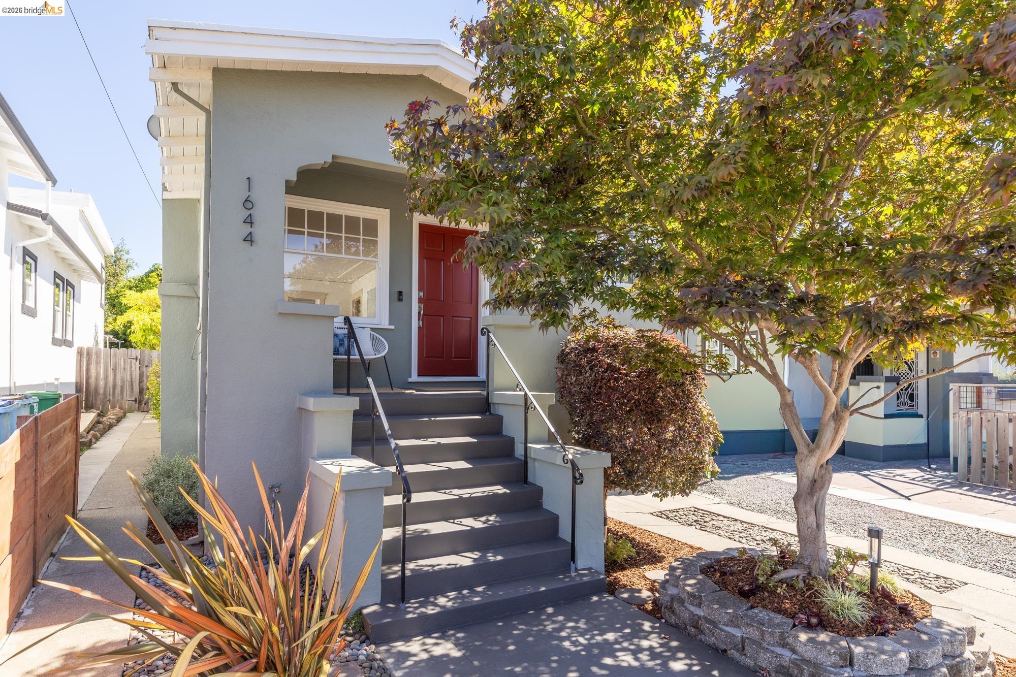 1644 Ashby Ave, Berkeley