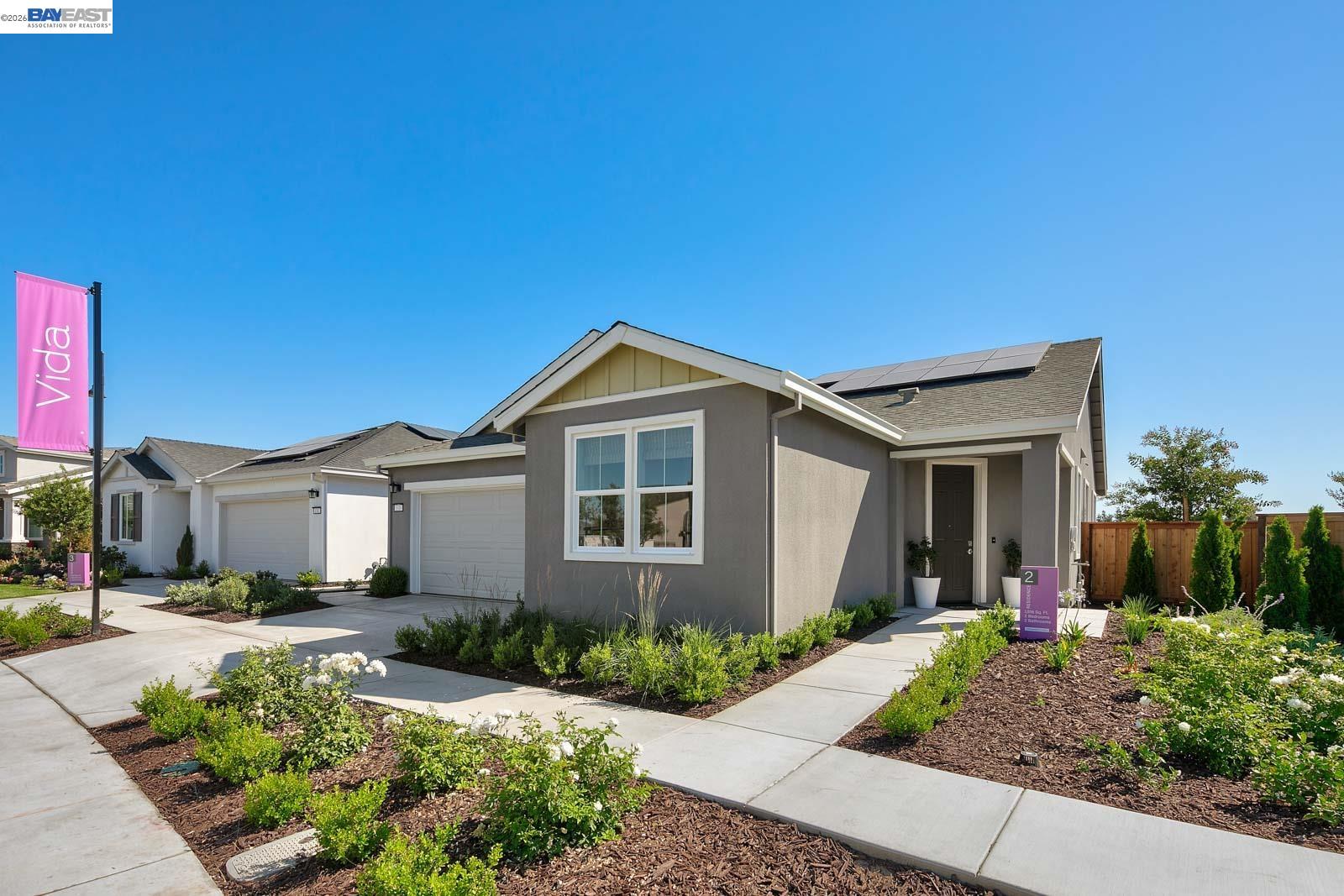 1049 Briar Court, Manteca CA 95336 — photo 3