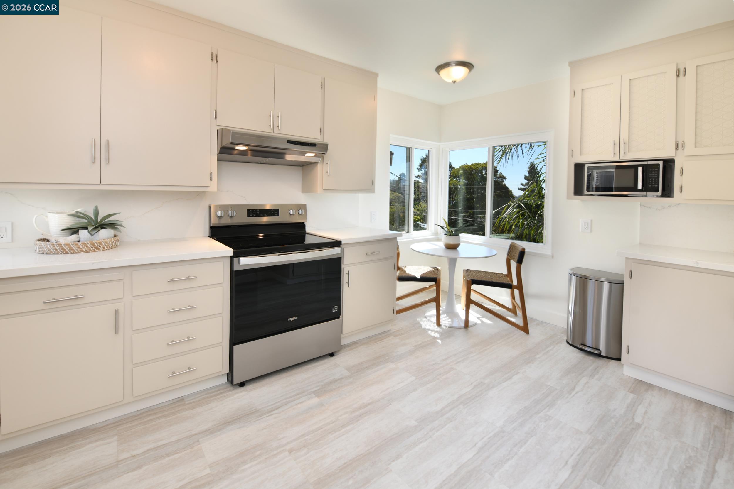 818 Galvin Dr, El Cerrito CA 94530 — photo 14