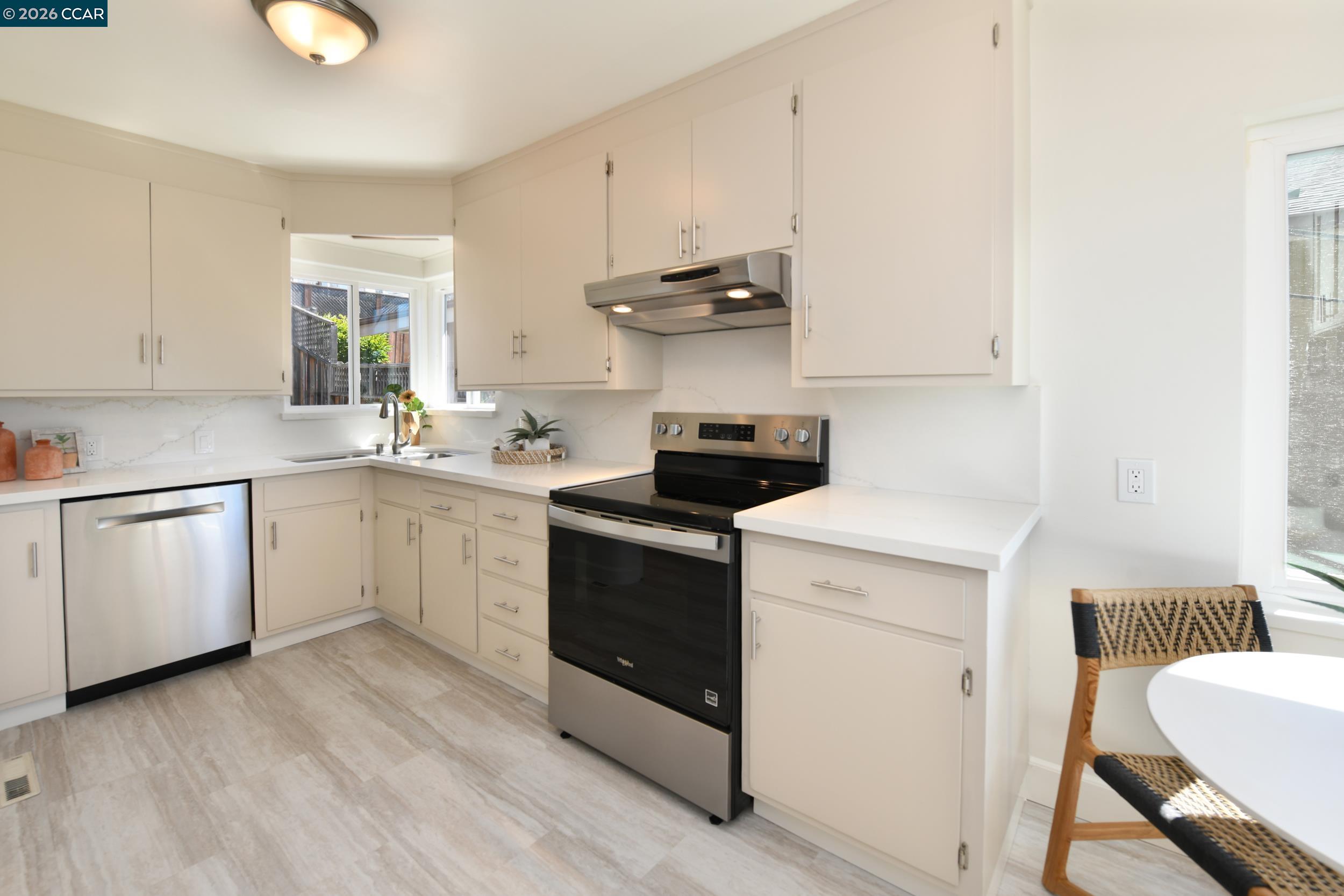 818 Galvin Dr, El Cerrito CA 94530 — photo 15