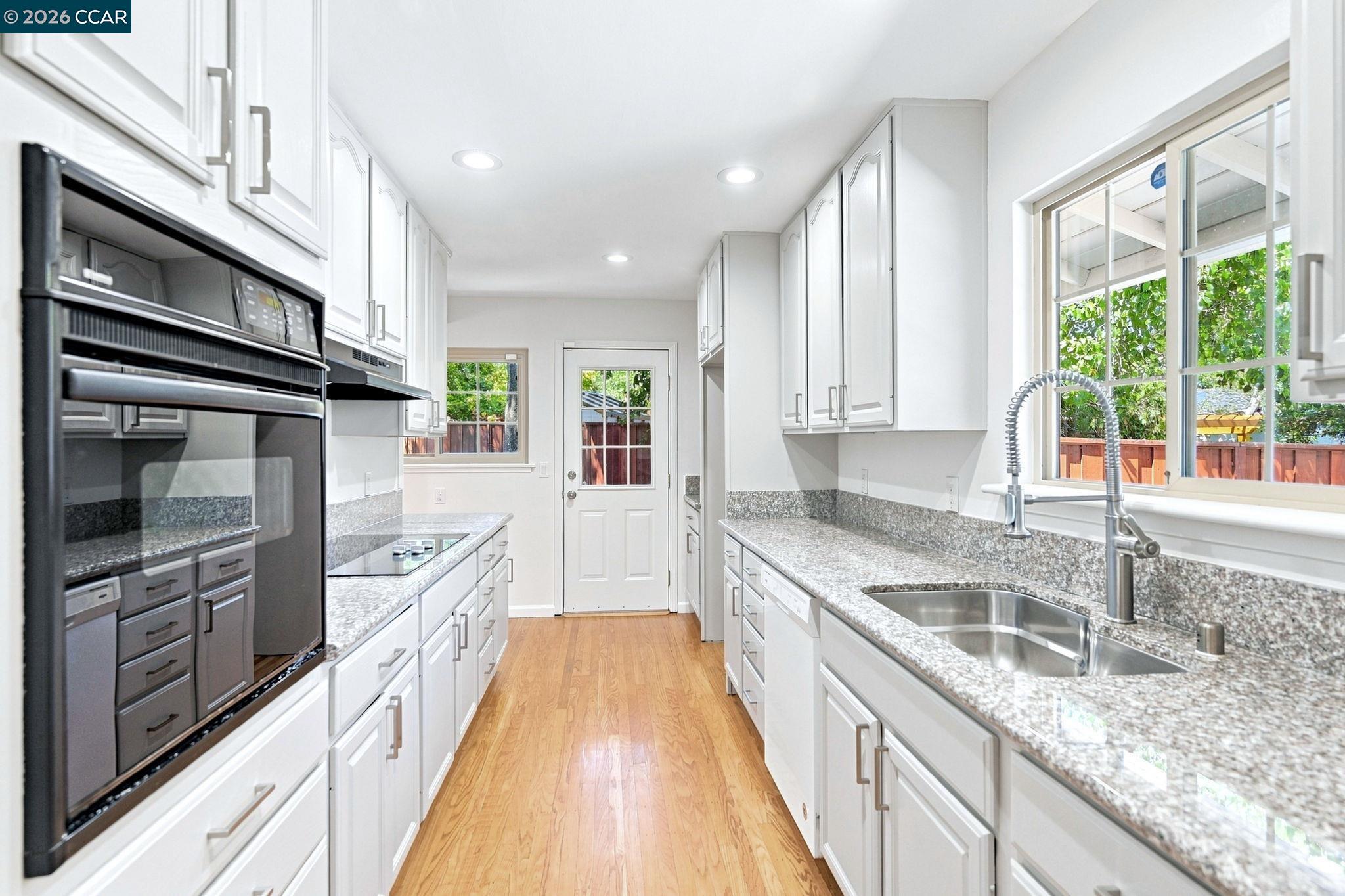 1226 Cheshire Court, Concord CA 94521 — photo 9