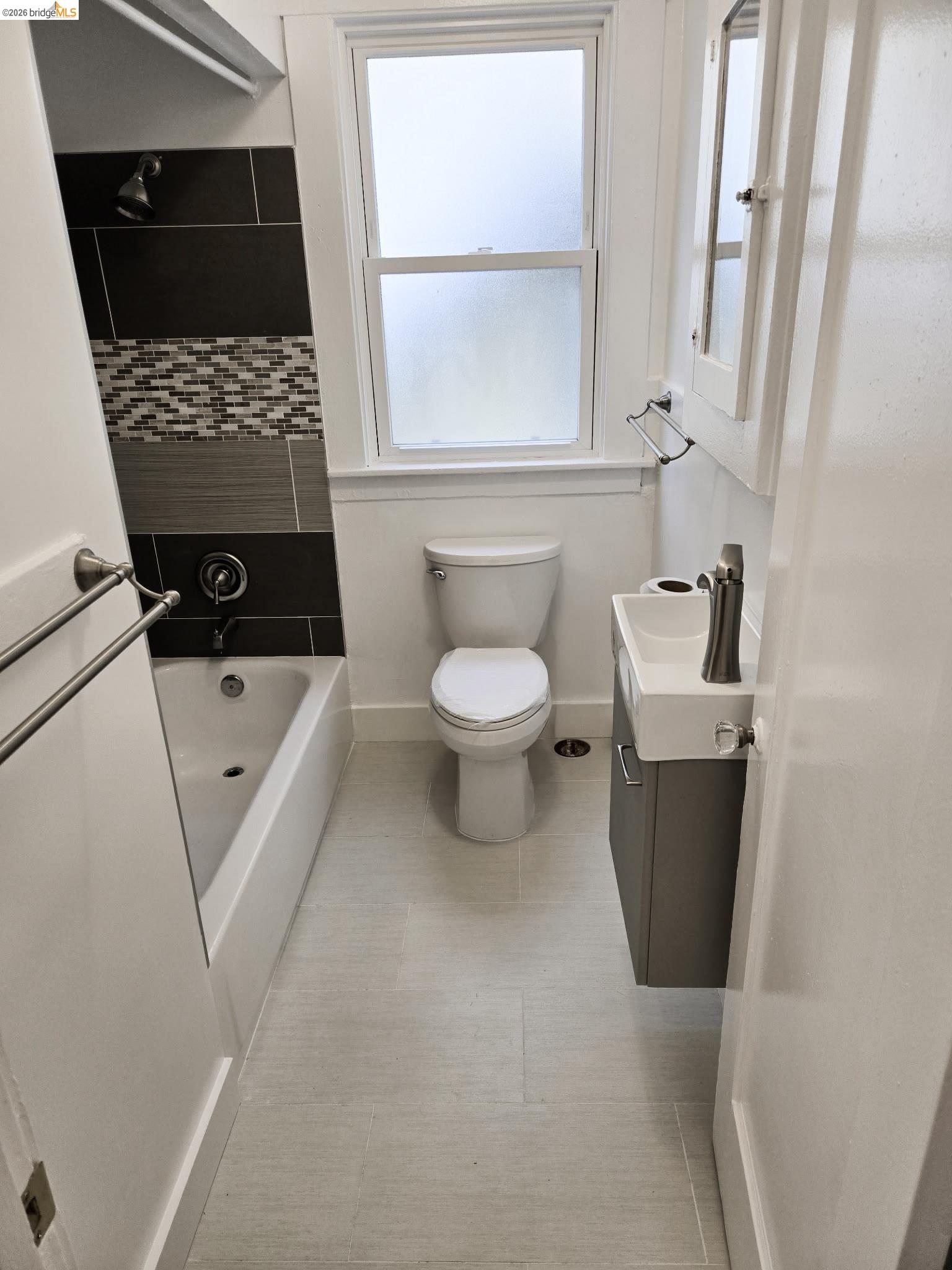 1070-1072 Aileen St, Oakland CA 94608 — photo 42