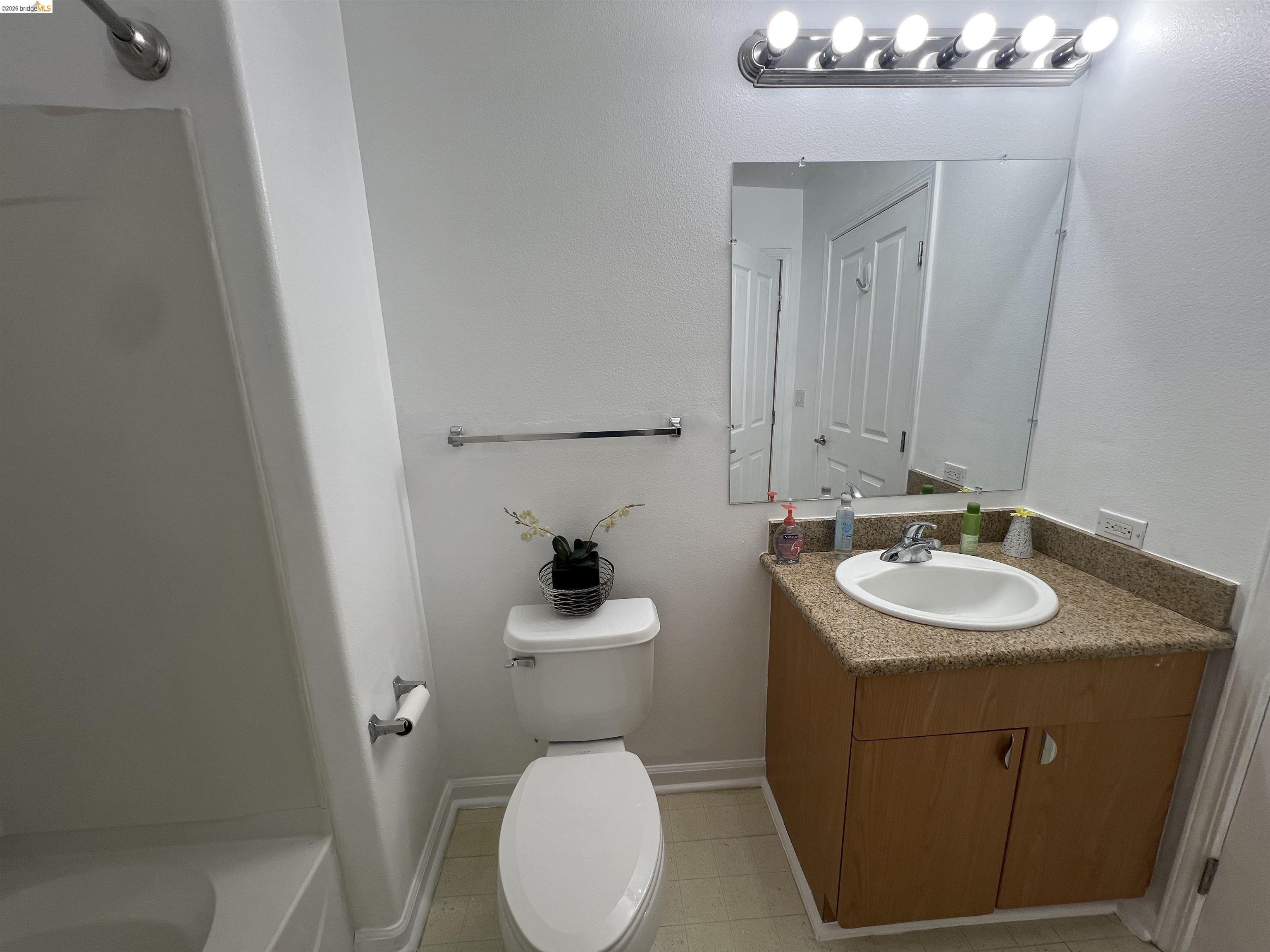 989 Franklin Street # 506, Oakland CA 94607 — photo 8