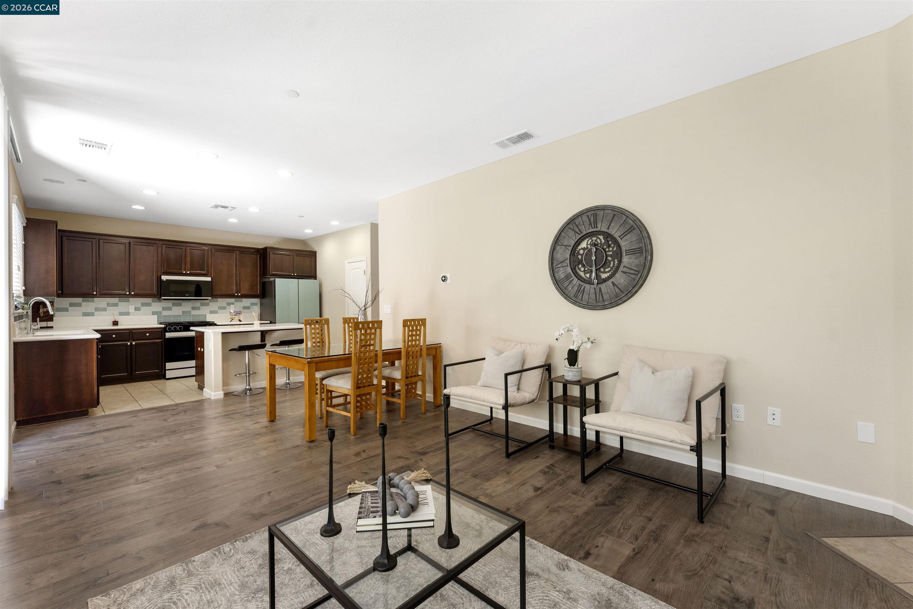 142 Halsey Way, Pittsburg CA 94565 — photo 8