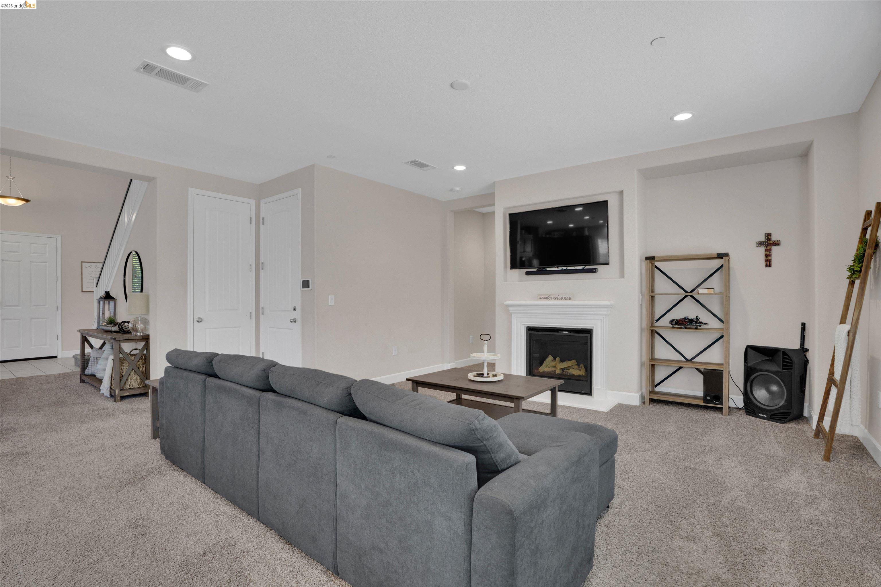 577 Sapphire Parkway, Oakley CA 94561 — photo 6