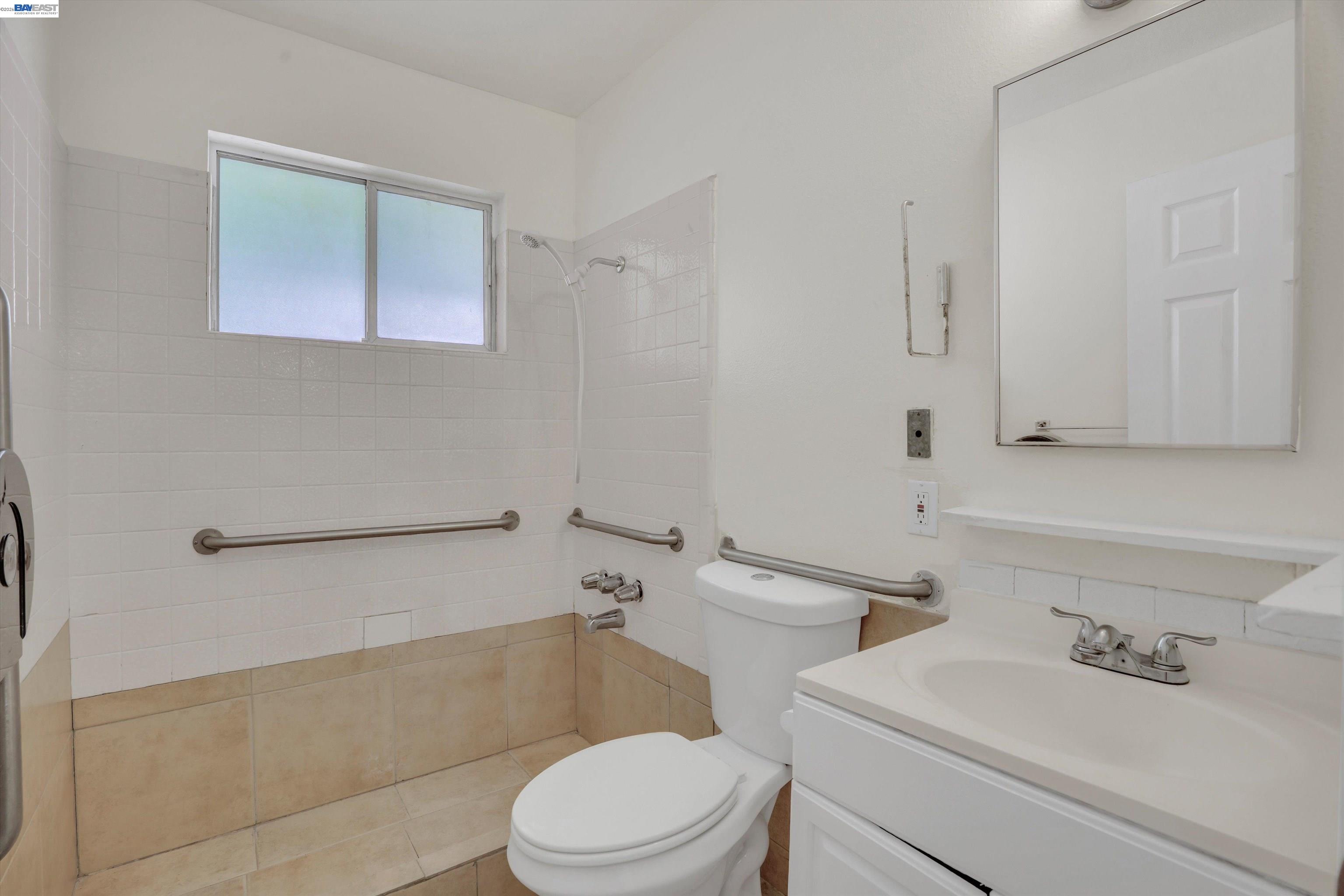 202 Arc Ave, Stockton CA 95210 — photo 17