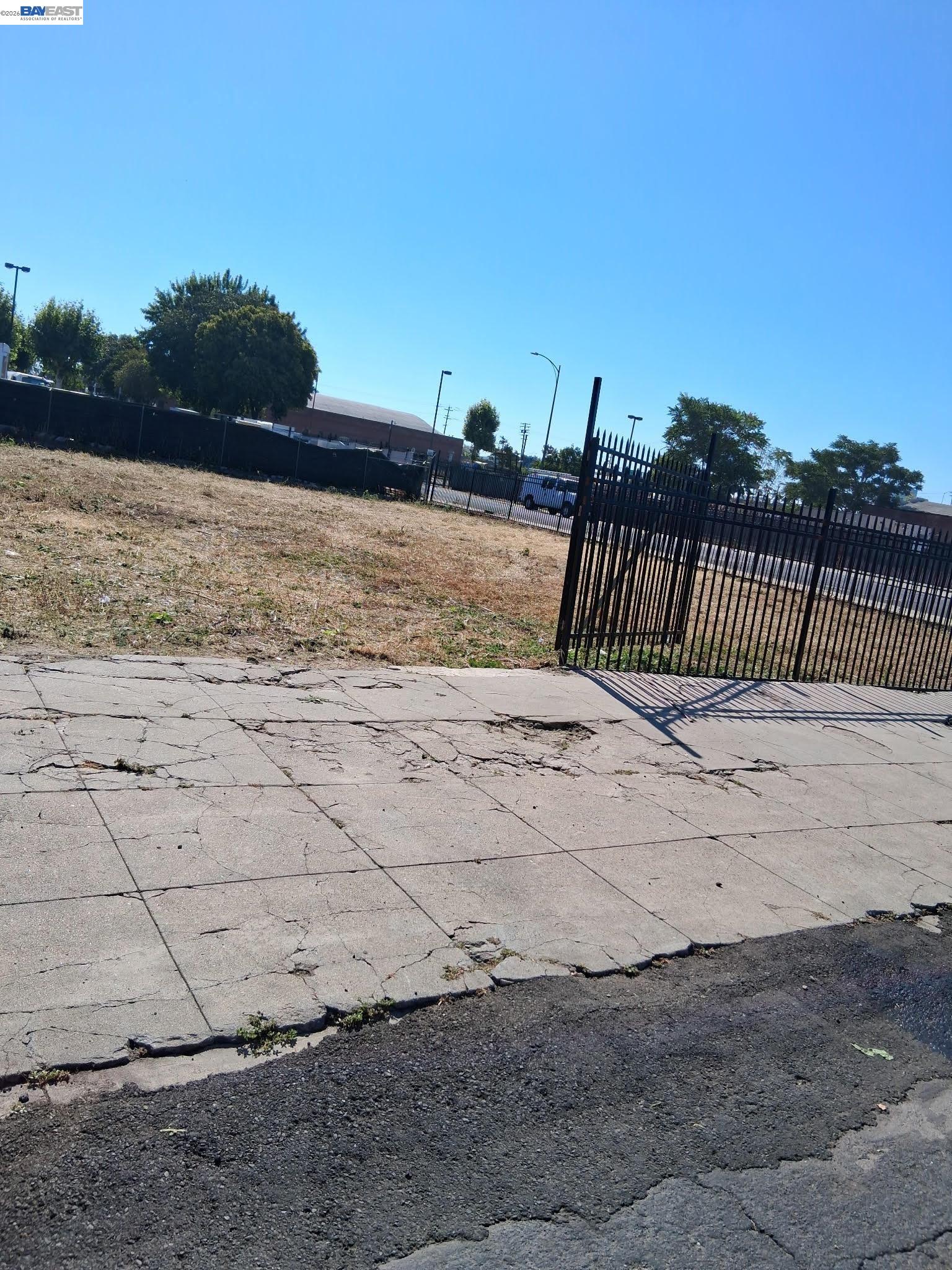 909 E Main Street, Stockton CA 95202 — photo 3