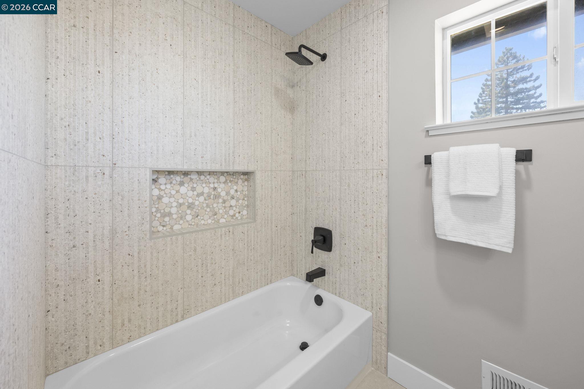 2 El Molino Dr, Clayton CA 94517 — photo 26