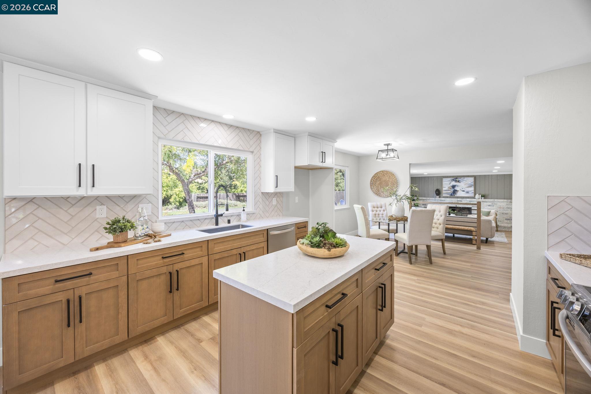 2 El Molino Dr, Clayton CA 94517 — photo 9