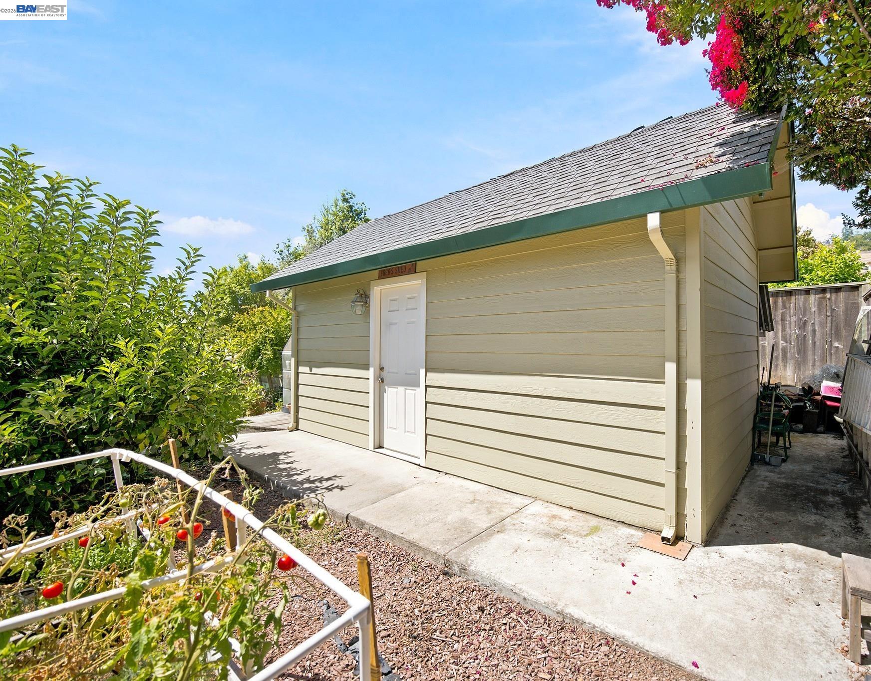 18275 Carlton Ave, Castro Valley CA 94546 — photo 24