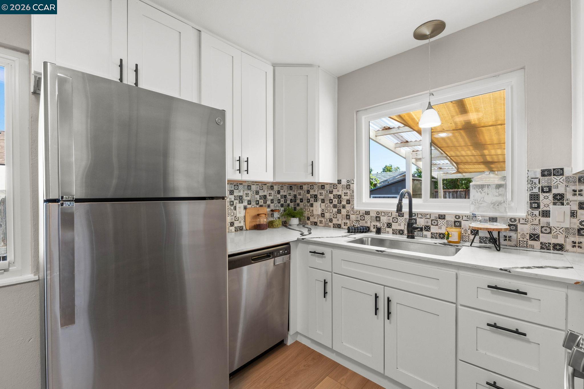 17242 Via El Cerrito, San Lorenzo CA 94580 — photo 21