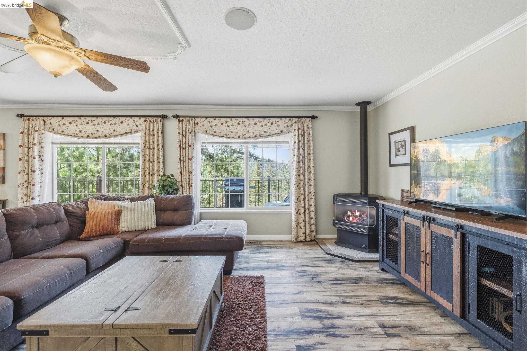 21835 White Thorn, Sonora CA 95370 — photo 9