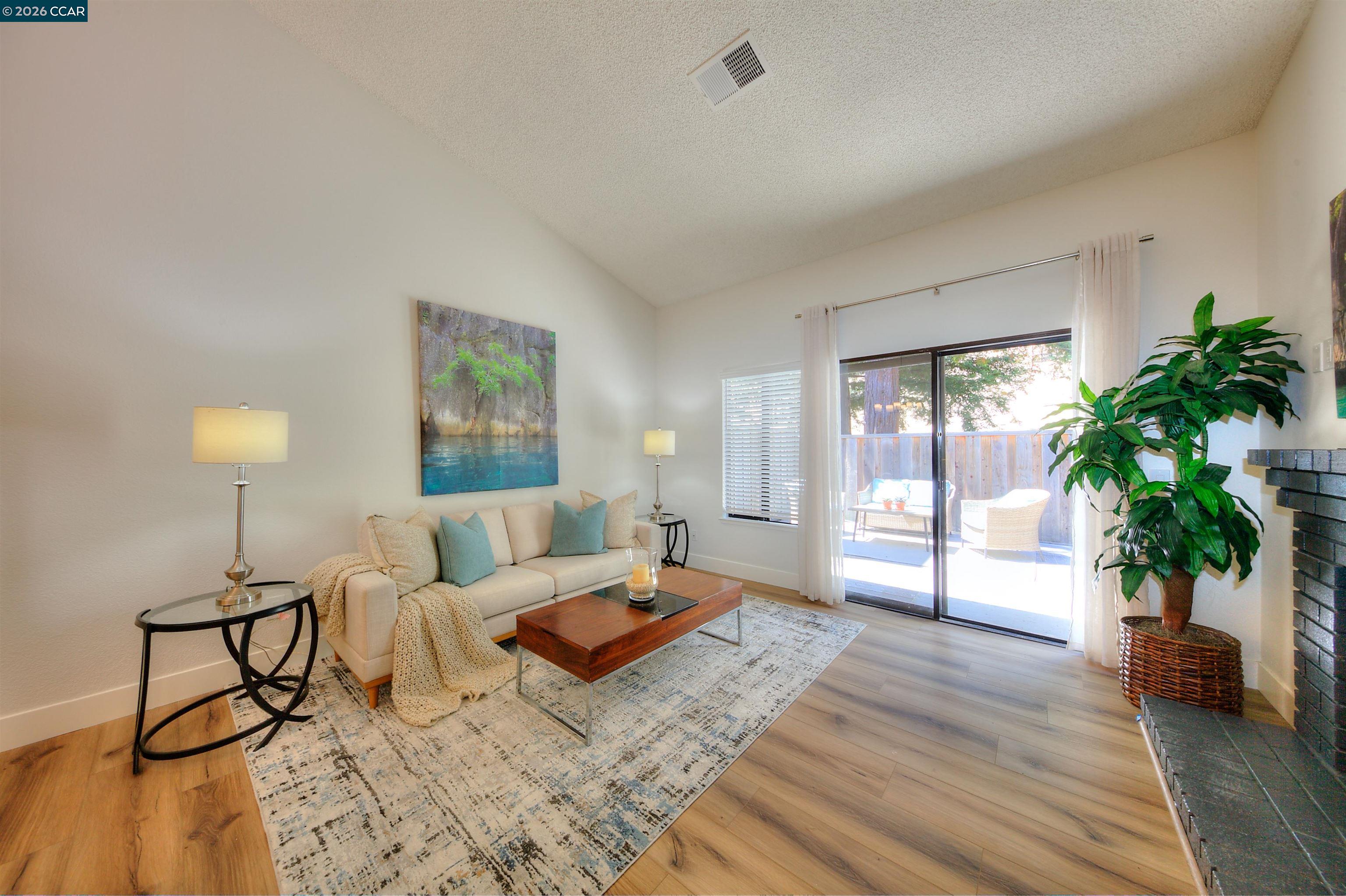 105 Coventry, Hercules CA 94547 — photo 4