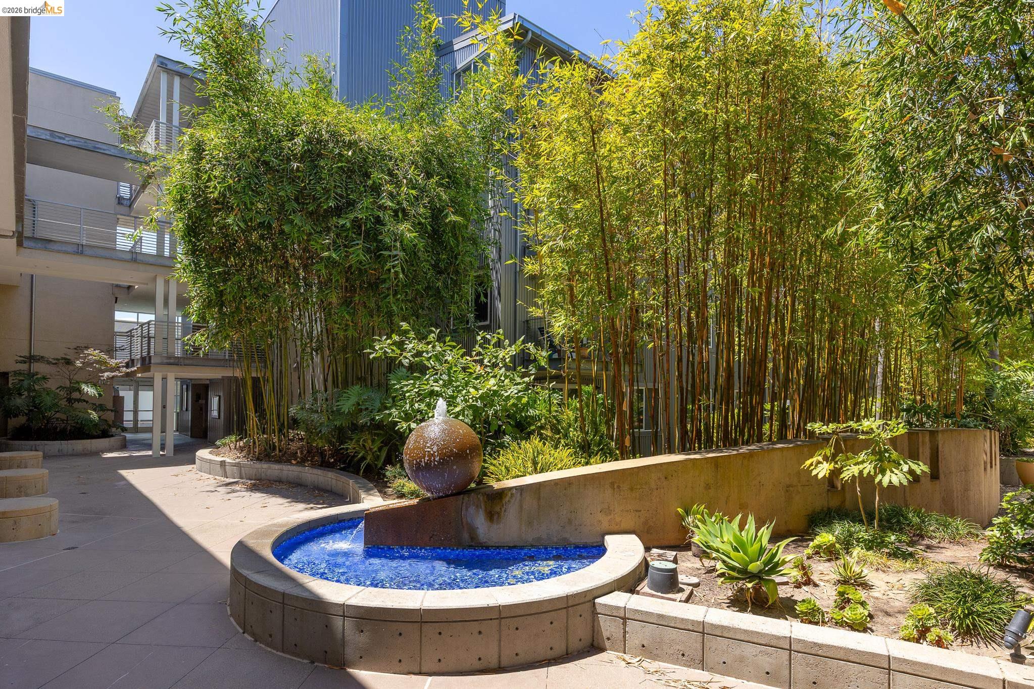 3090 Glascock St # 303, Oakland CA 94601 — photo 42